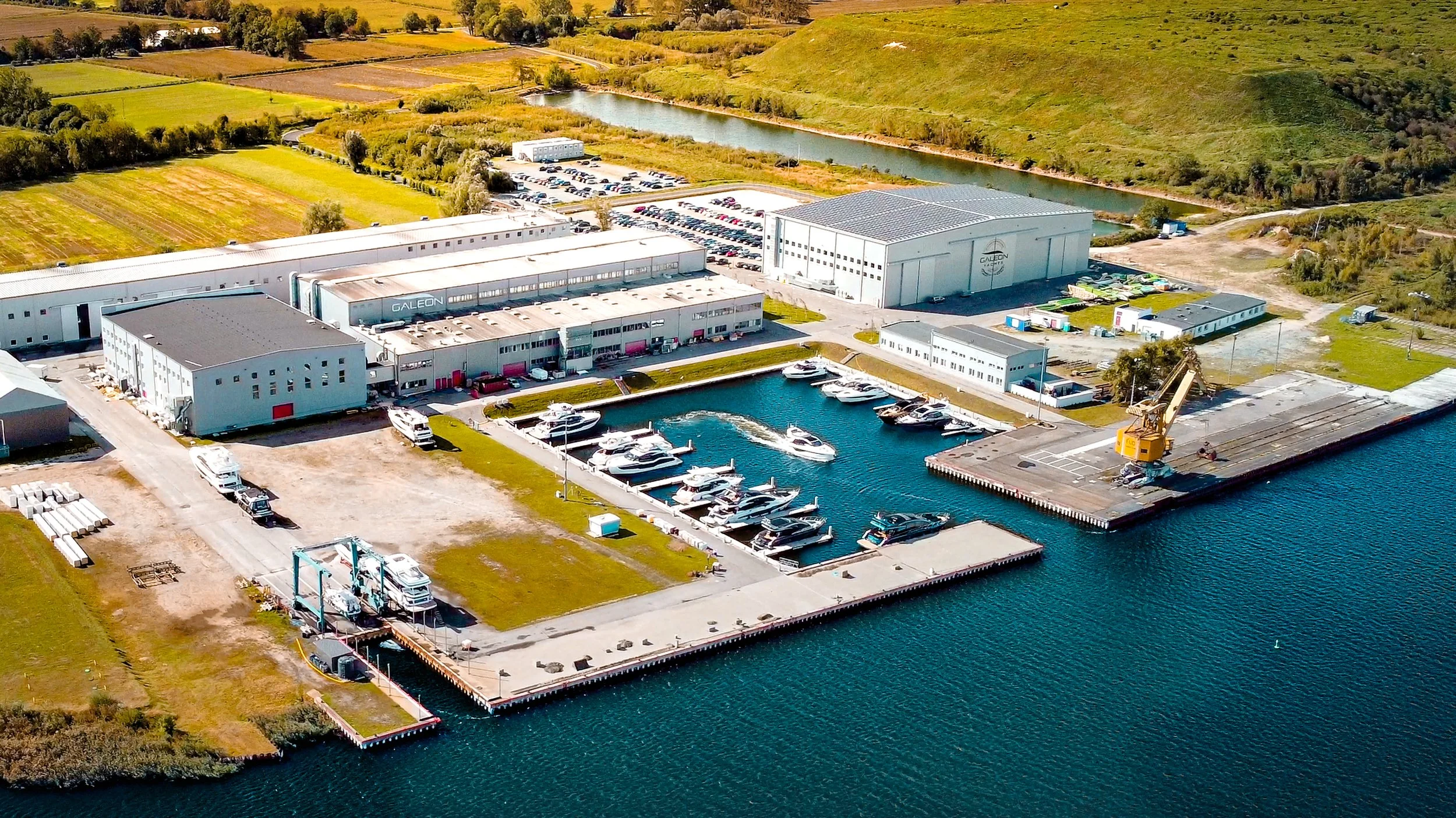 Galeon Yachts Marine - Karol Chomka Media