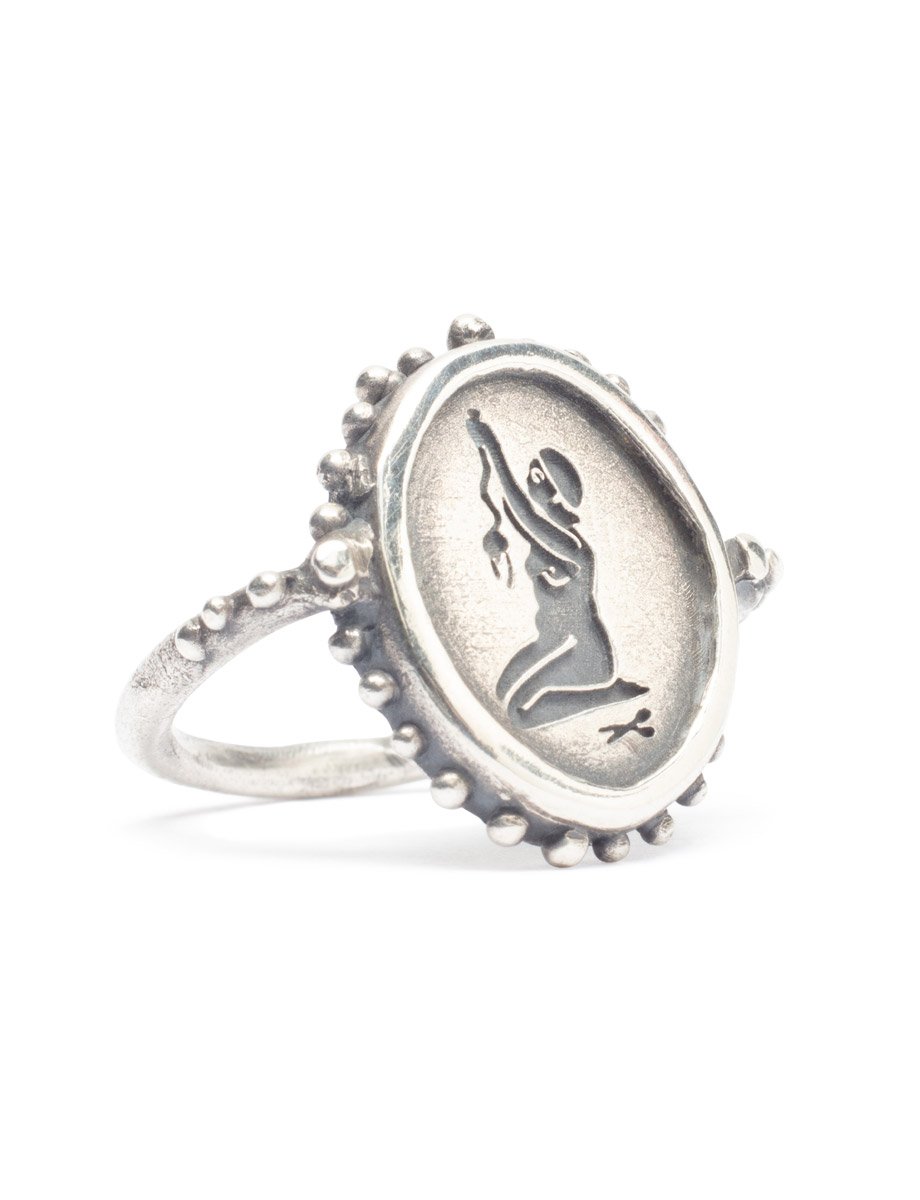 Romy-Mittelman-Heroines-Silver-Ring-Side-RMY559.jpeg