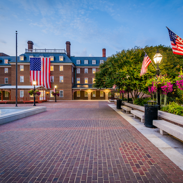 Is There A Small Business You Want To See In Stylebook? Let Us Know! 