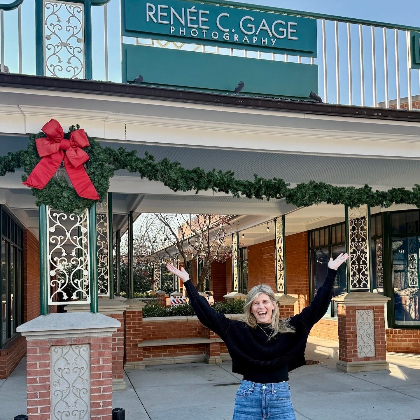 A Hollin Hall Holiday: Shop, Savor &amp; Celebrate Local