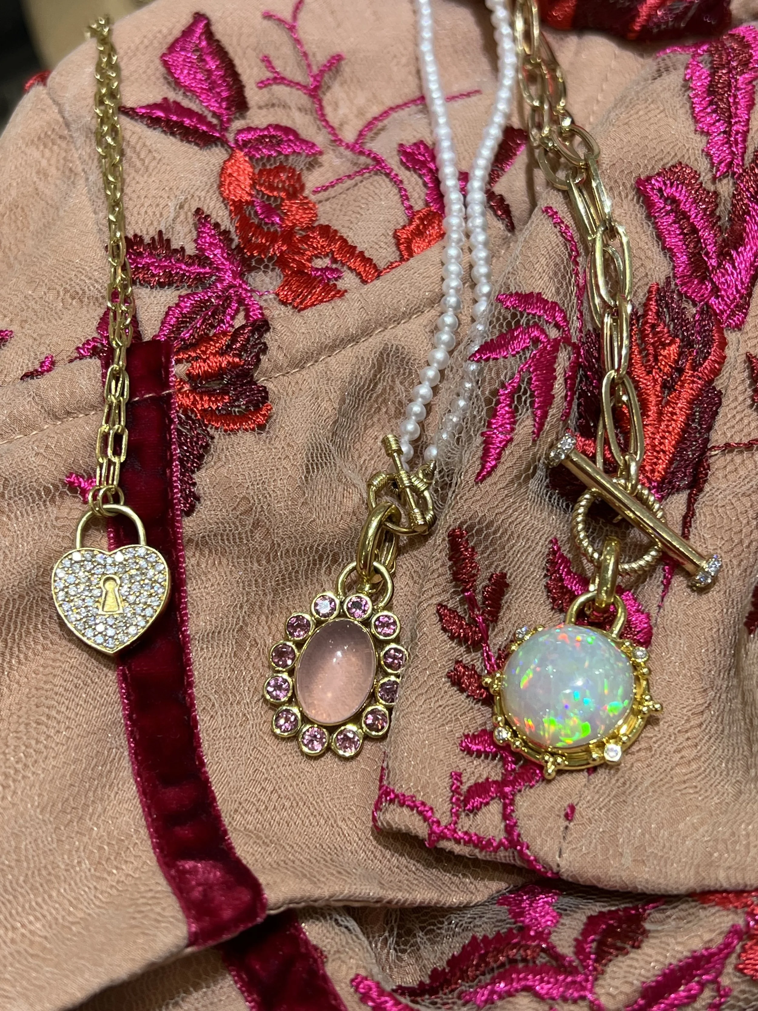 Tokens of Devotion: The Valentine’s Day Jewelry&nbsp;Edit