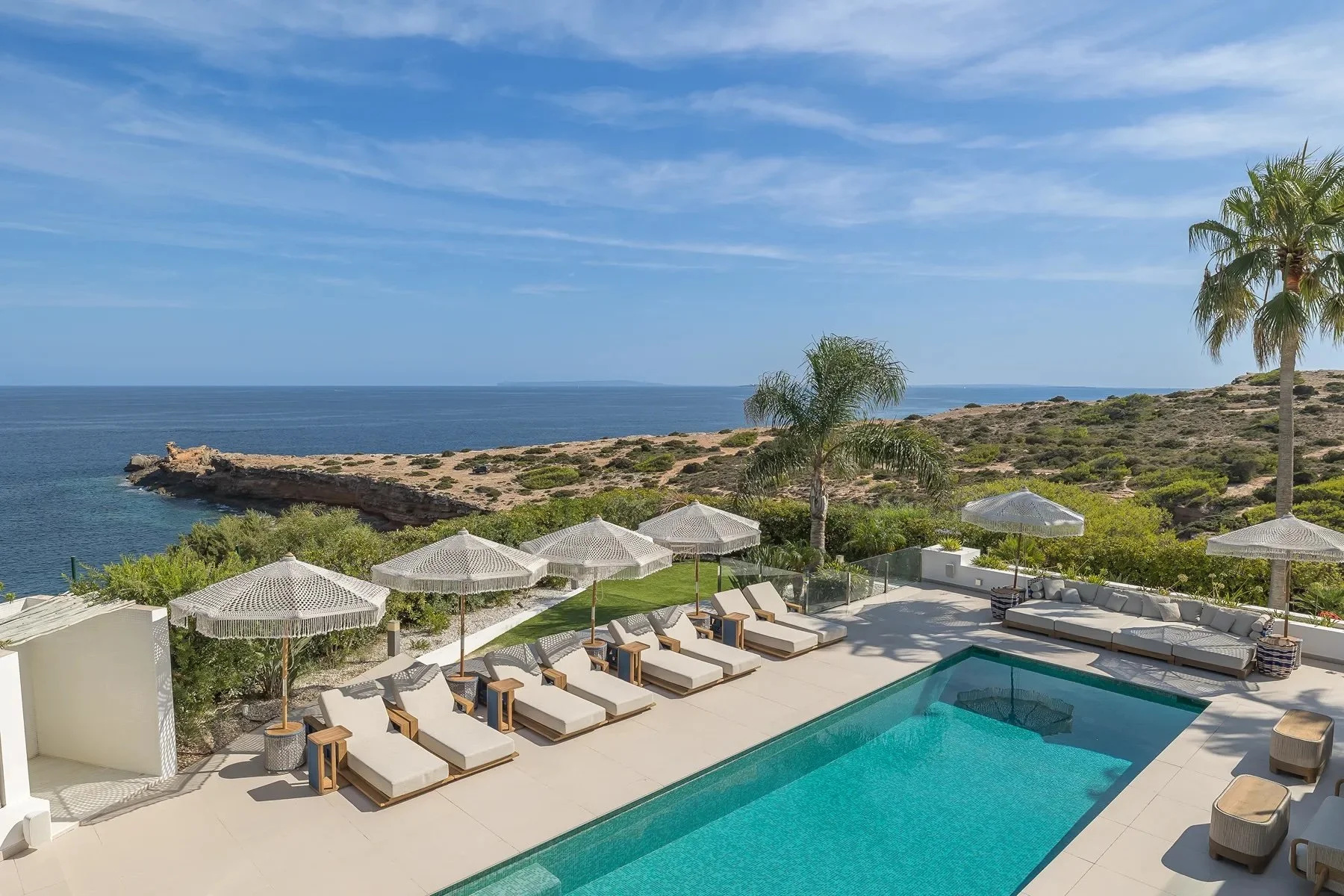 Inside the Global Luxury Real Estate Market