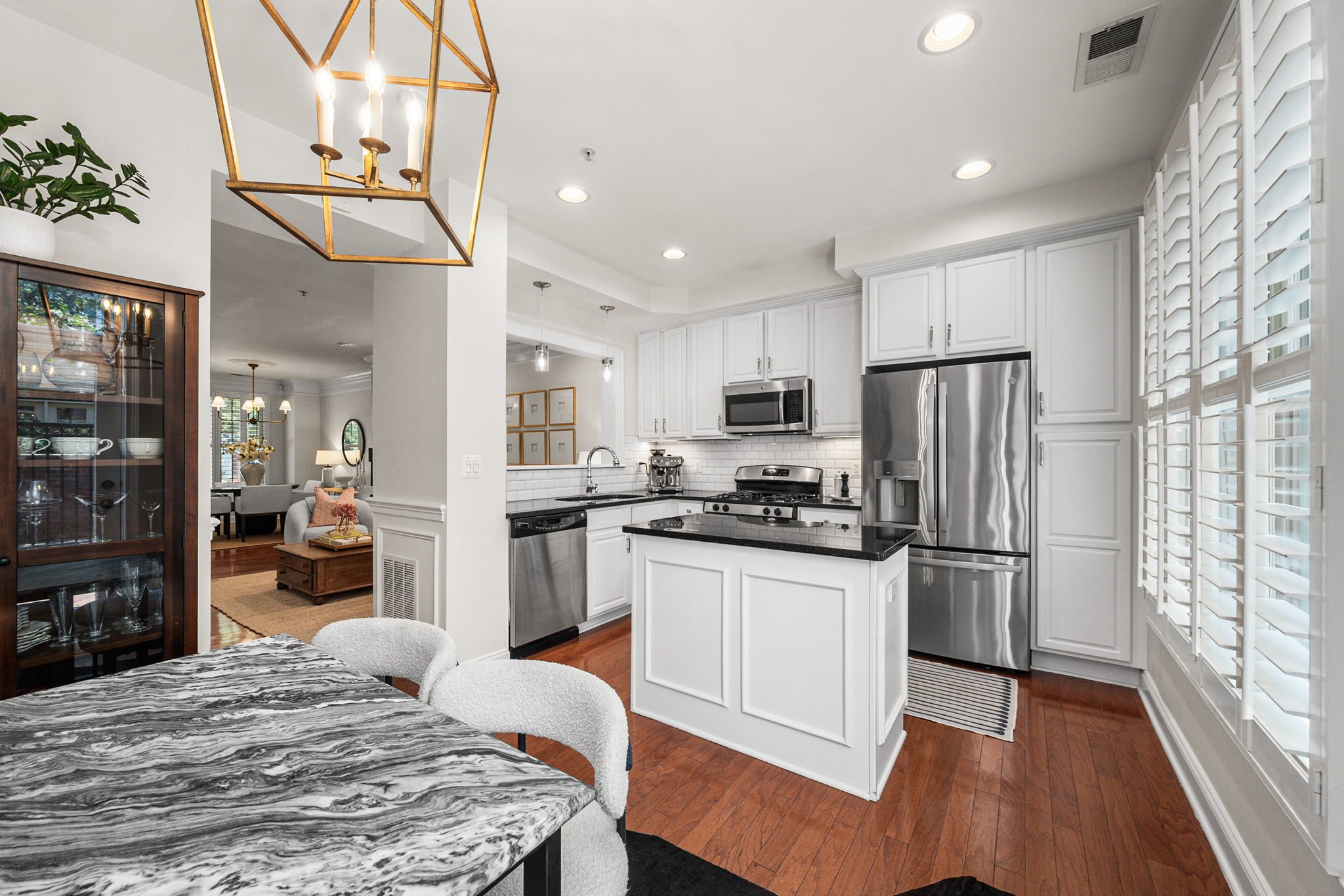 1310 duke st23-web-or-mls-RMN09472.jpg