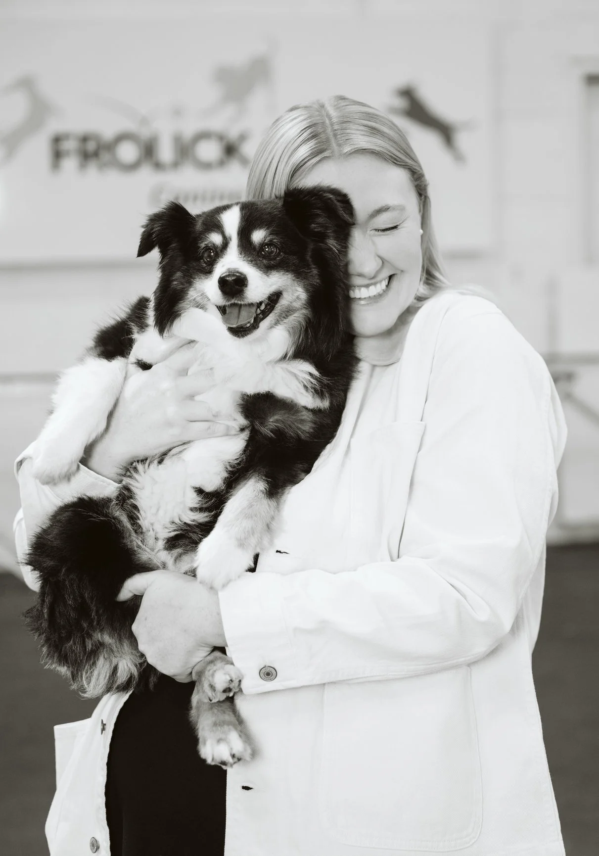 FrolickDogs-108-Edit.jpg