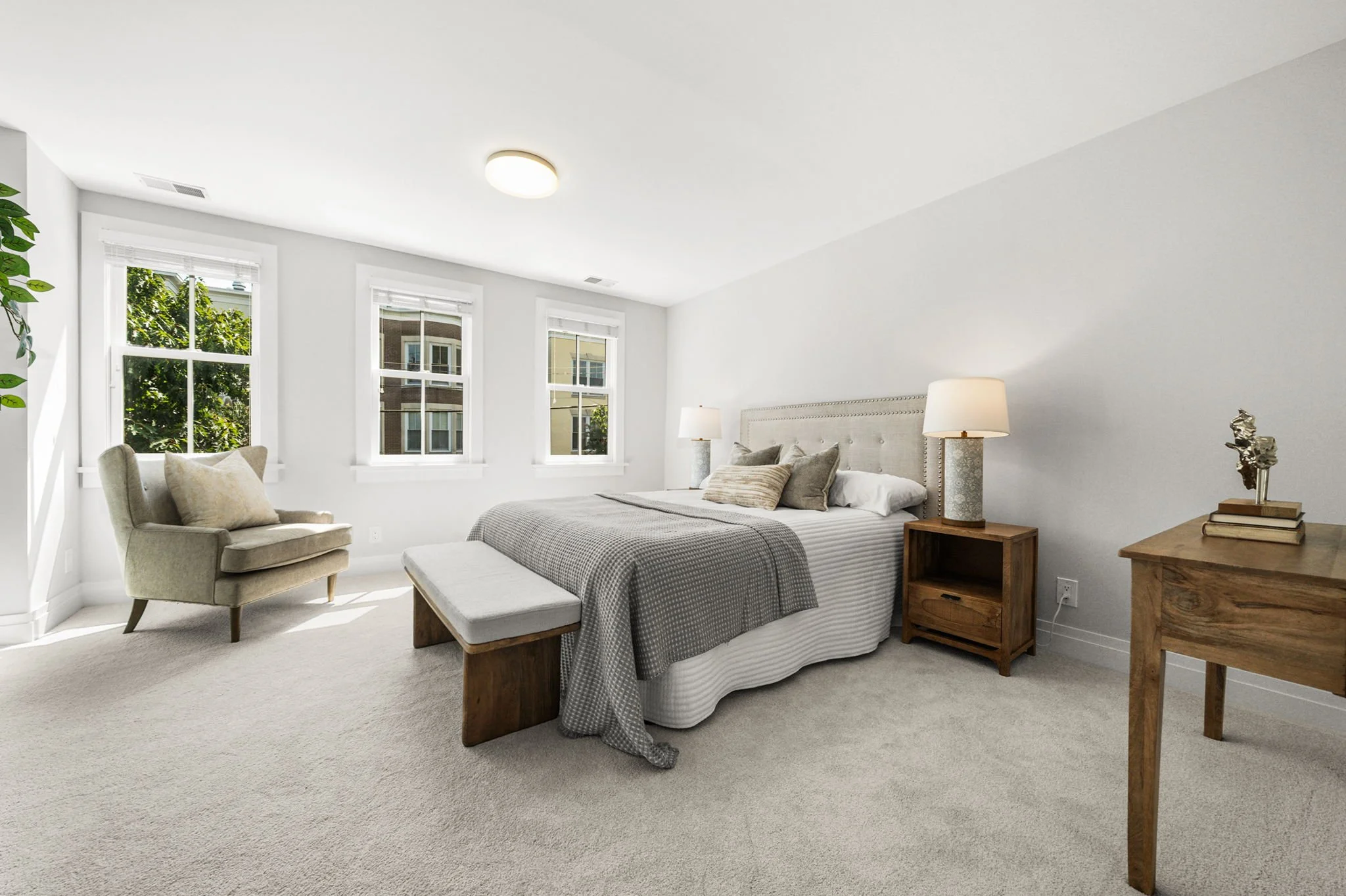 906 N Columbus St21-web-or-mls-RMN06580.jpg