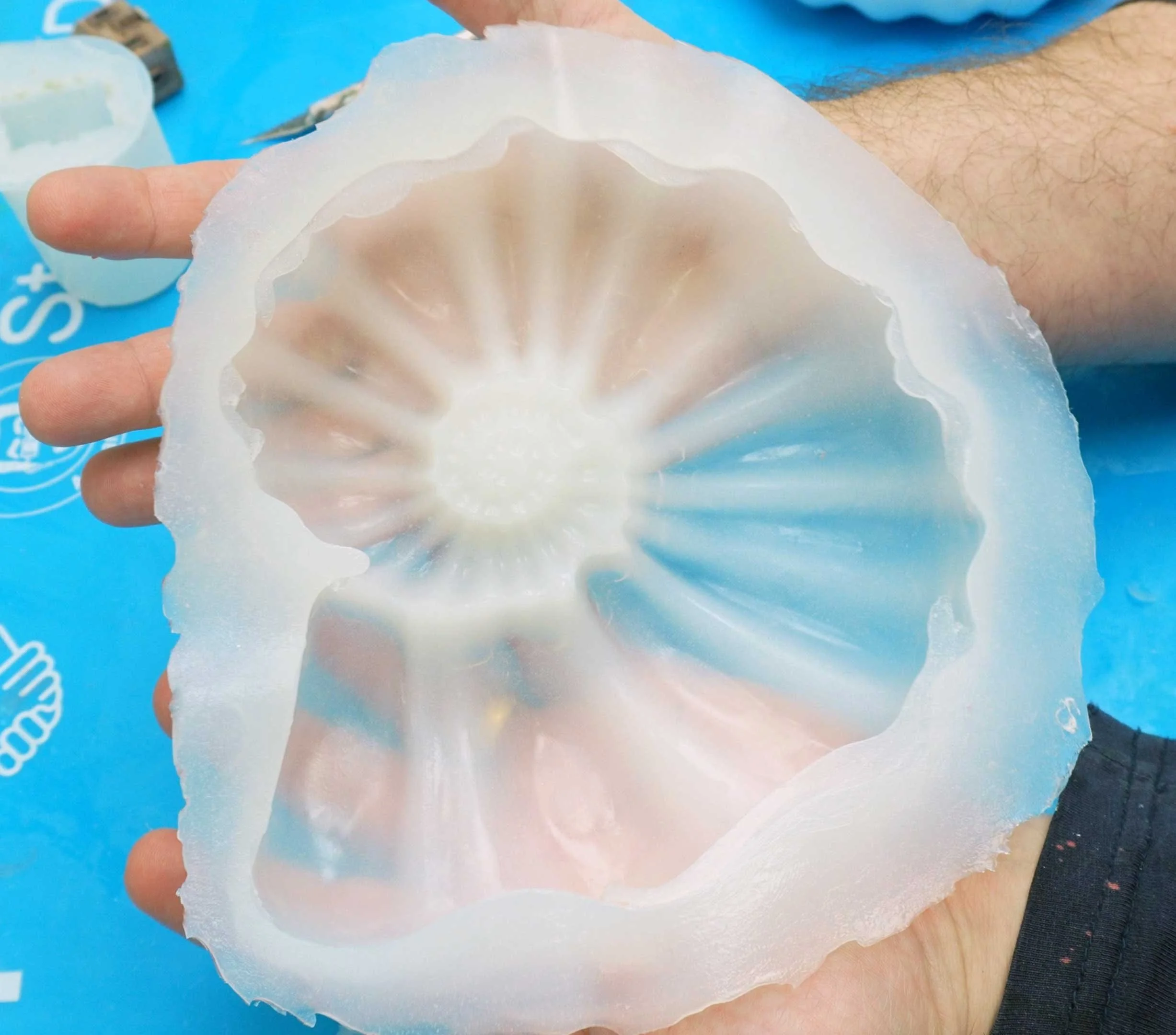 Making Large Silicone Moulds