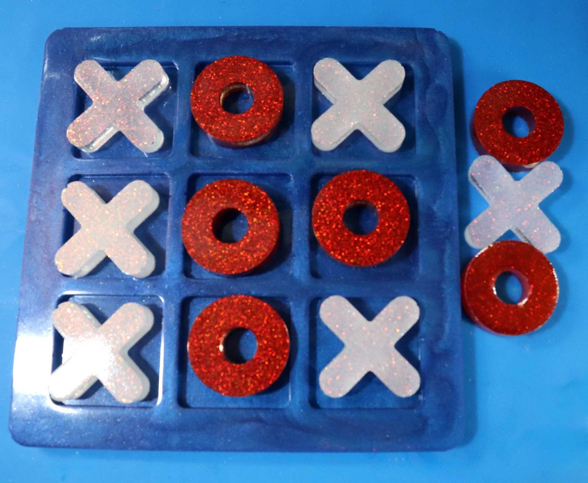 tic tac toe set made in resin