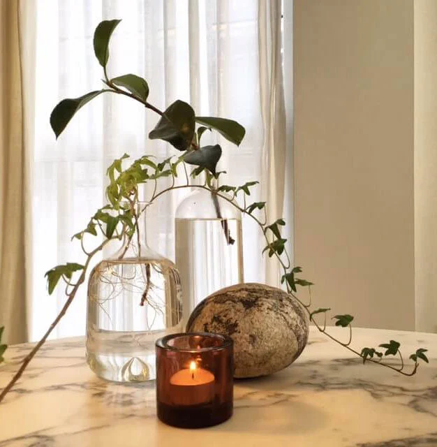 Selected Thoughts On Colour And Light