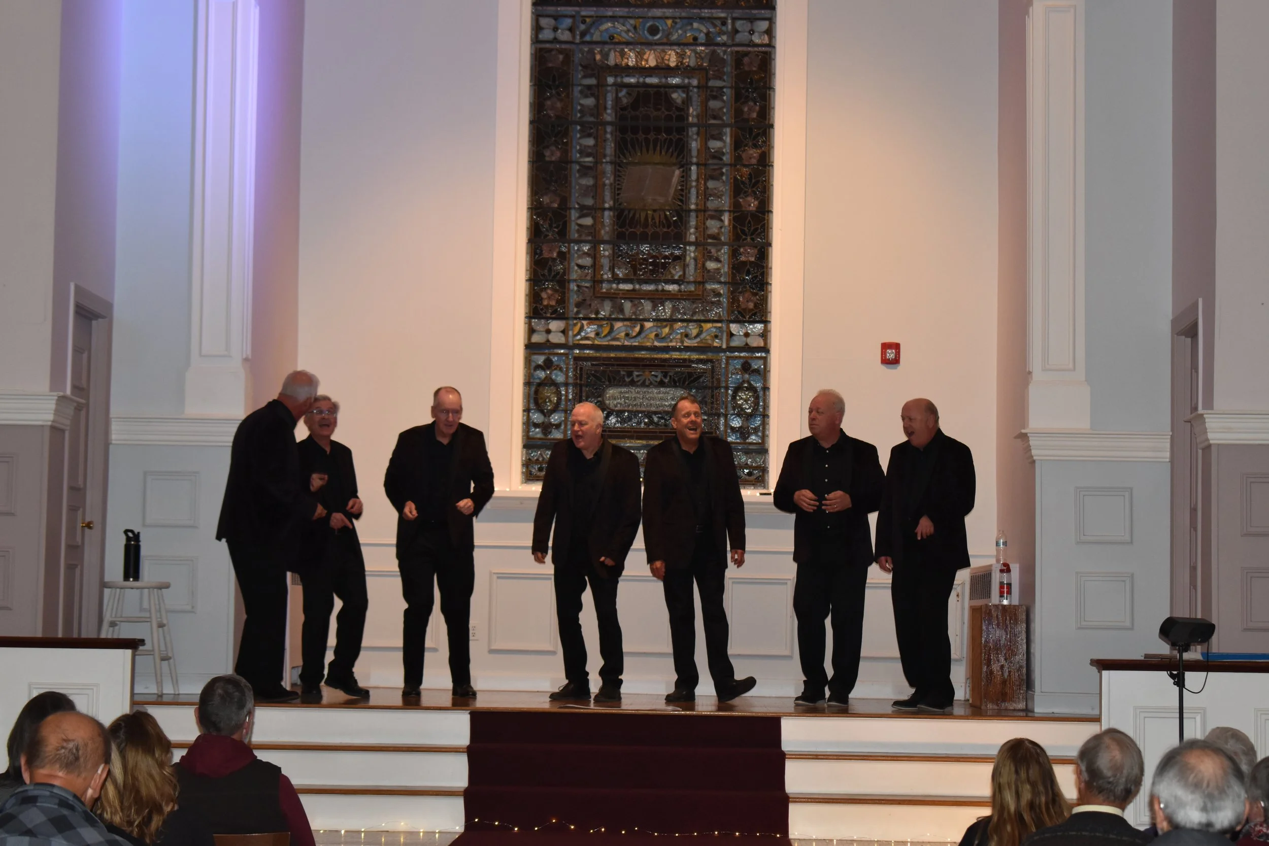 Acappella2025-Tonehenge (41).JPG