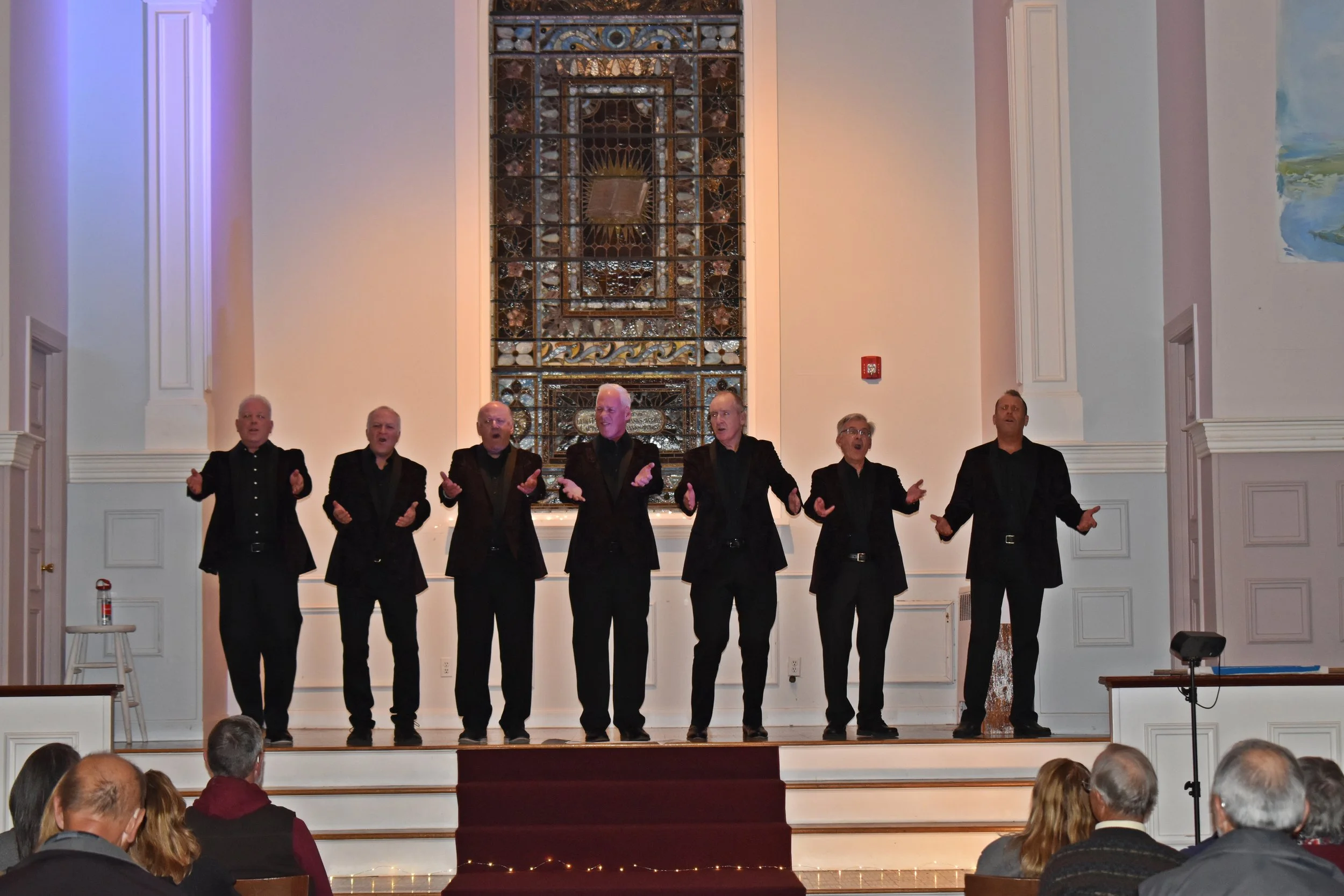 Acappella2025-Tonehenge (20).JPG