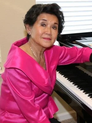 Ayke Agus, Piano