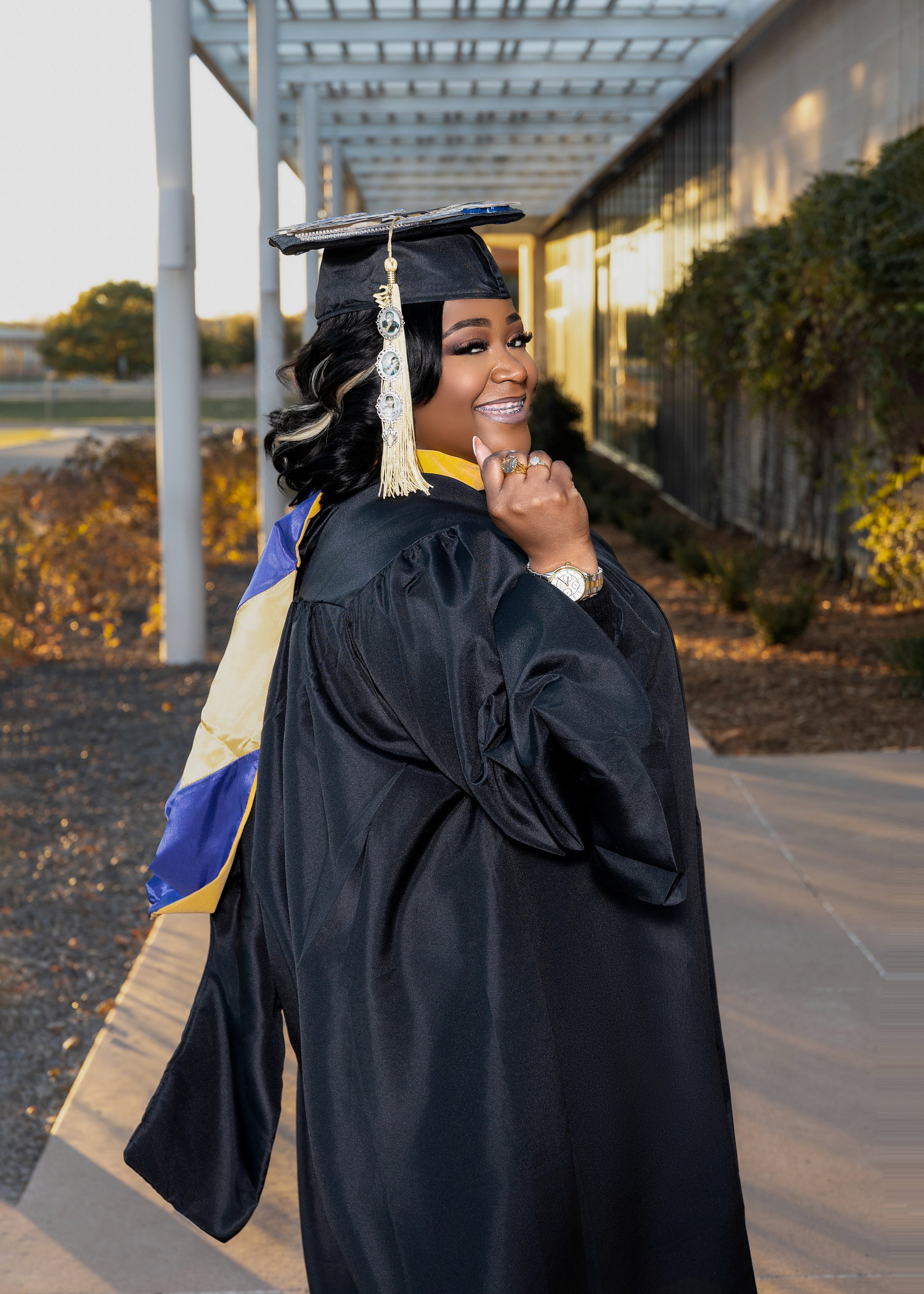 Latisha_Graduation_Photography-15.jpg