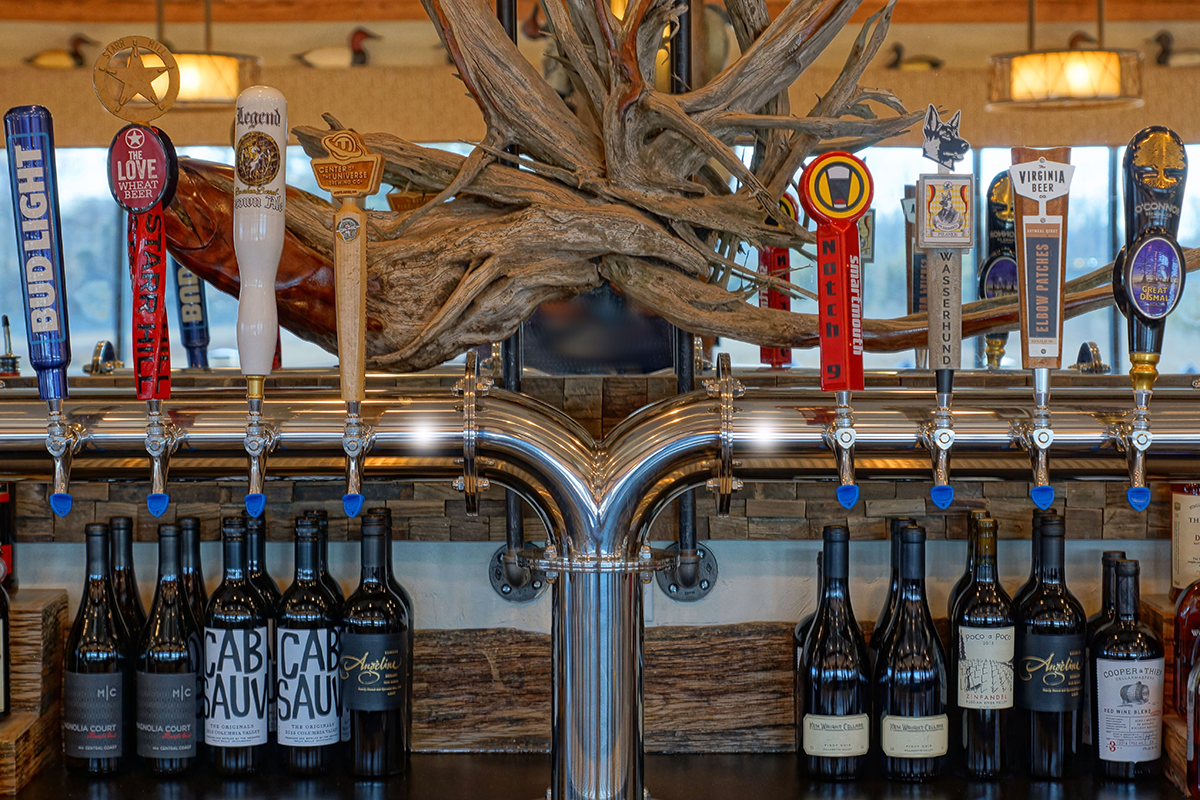 Exclusive Happy Hour Specials at — Decoys Seafood