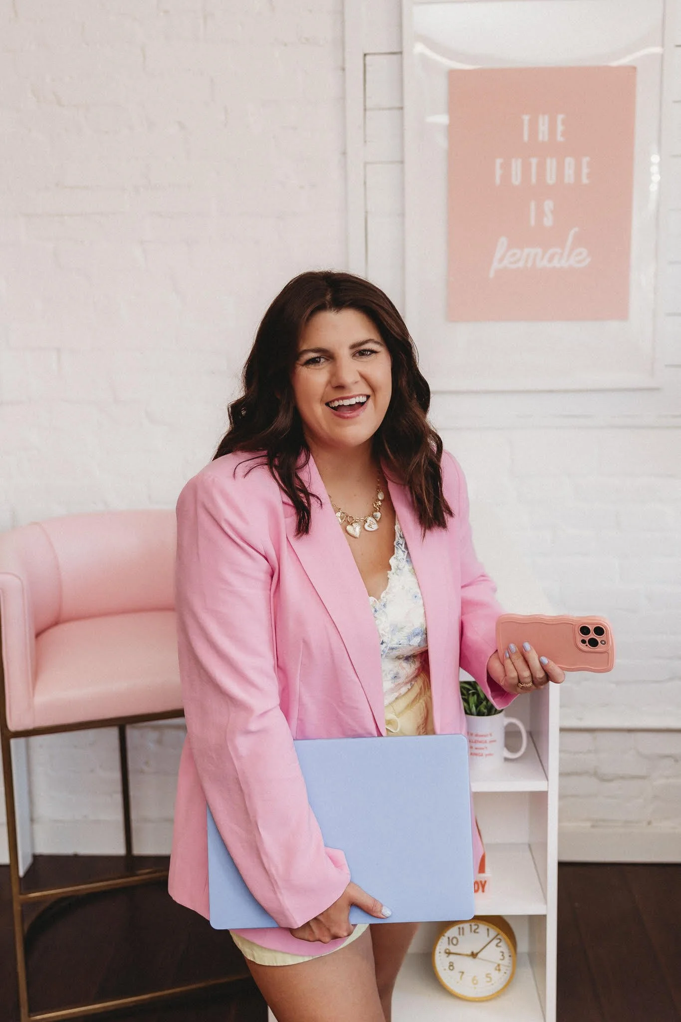 Brand photographer, Hannah Knight of Always Flourishing Photography, who is well known for her high quality brand shoots, chic photography rental studio, and community over competition vibe.