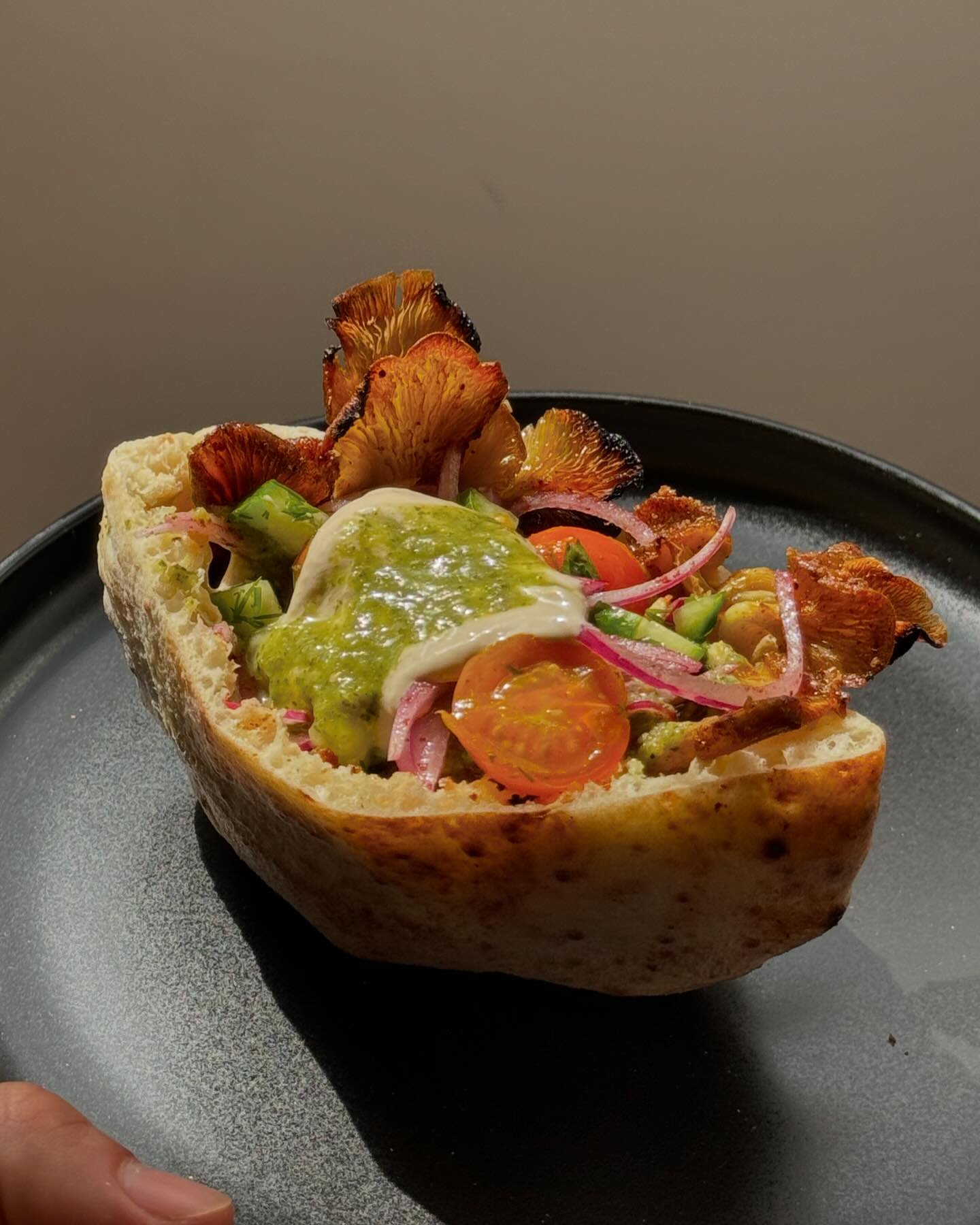 Still dreaming about this roasted mushroom stuffed pita we made last week on @birdeye.la test kitchen featuring @eat___sunny. 🤤