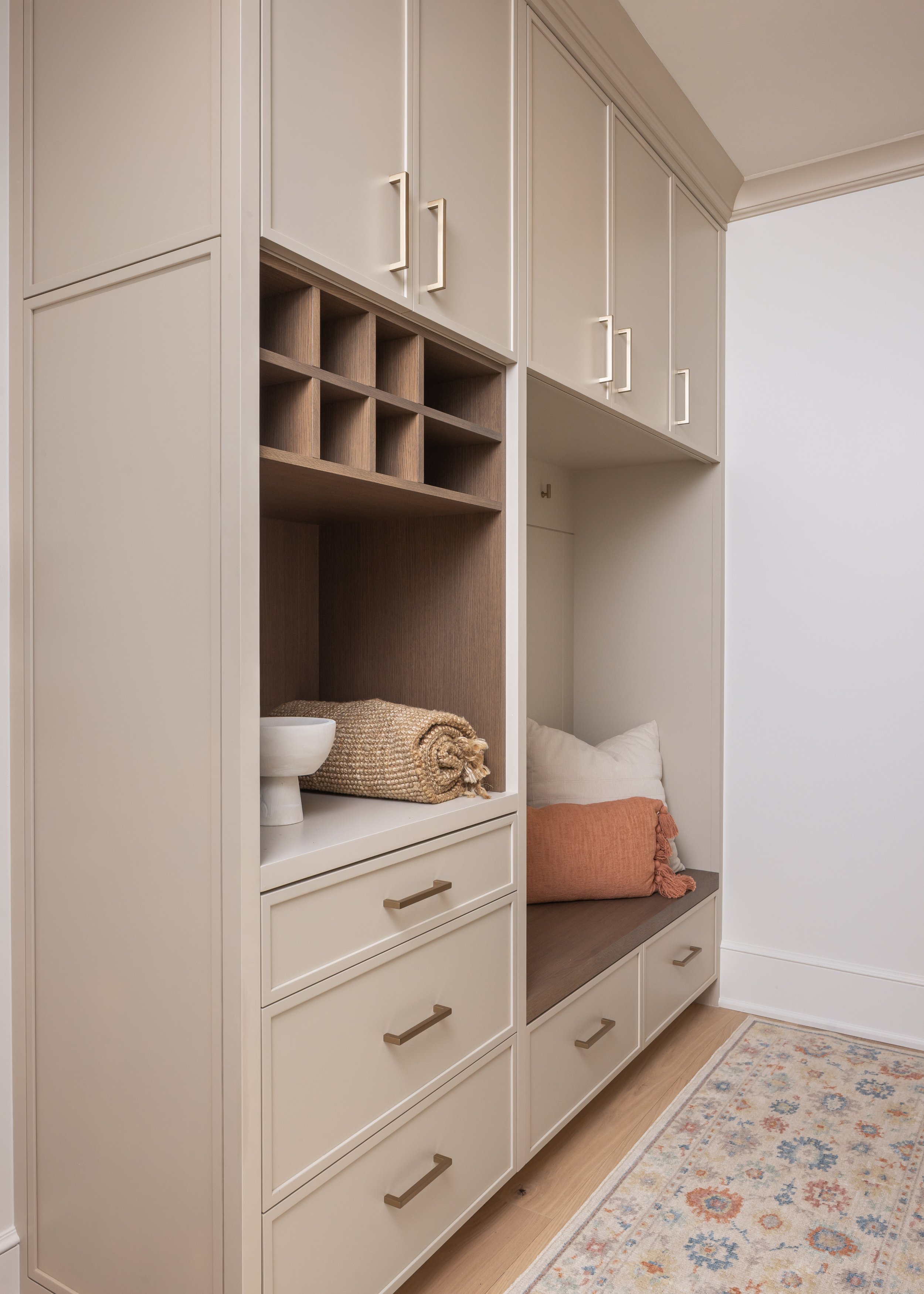 16-Katherine-Josephine-Designs-Mud-Room-Design-Storage-Cabinetry-Brass-Hardware.jpg