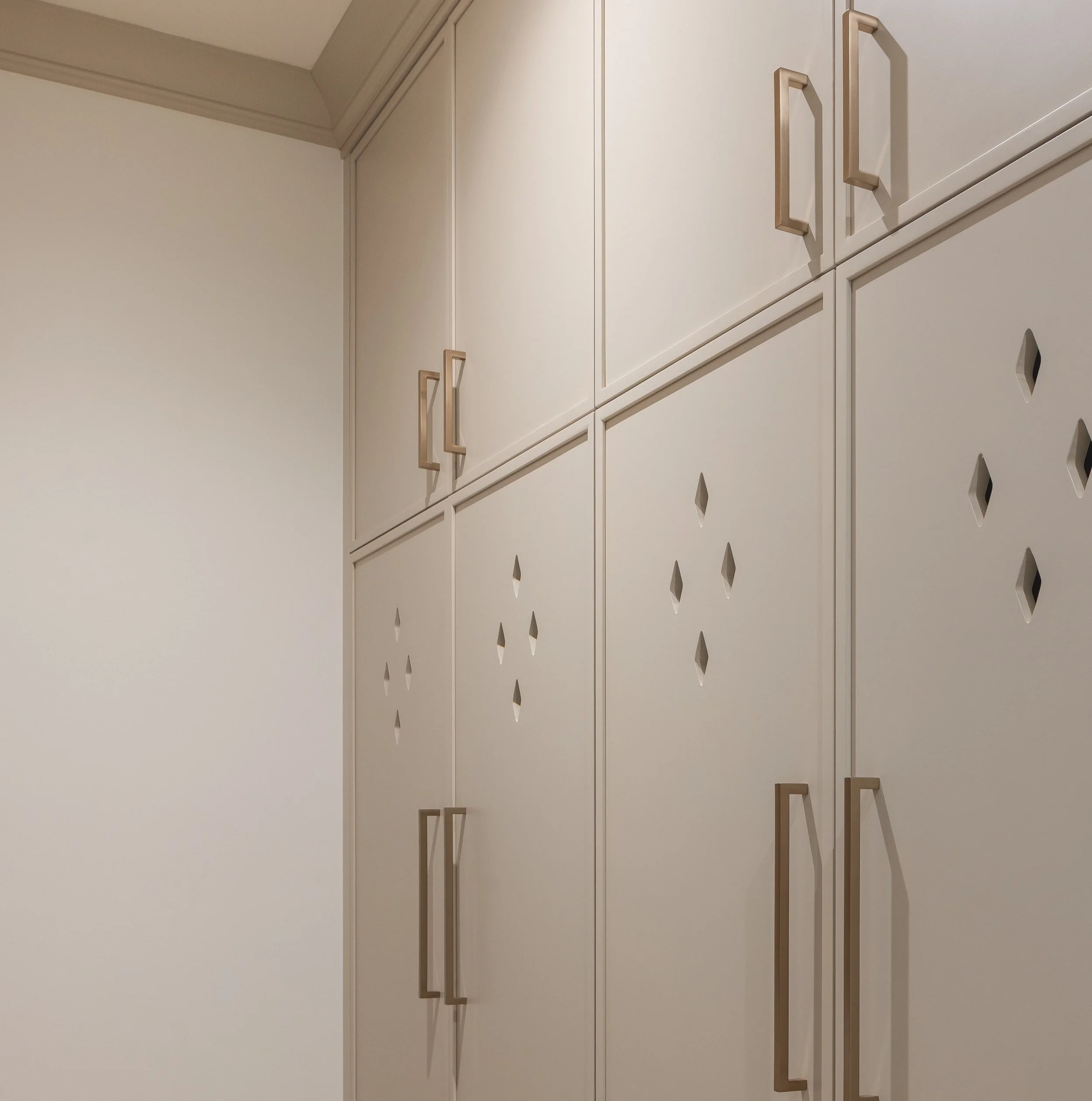 Katherine-Josephine-Designs-Custom-Mudroom-Lockers.jpg