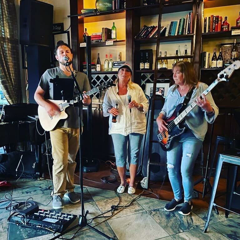 Tonight, 6:30pm, Uncorked!! Get that weekend started off right!! #music #livemusic #acoustic #rock #funk #reggae #classicrock #jams #singer #requests @uncorkedloungetotowa