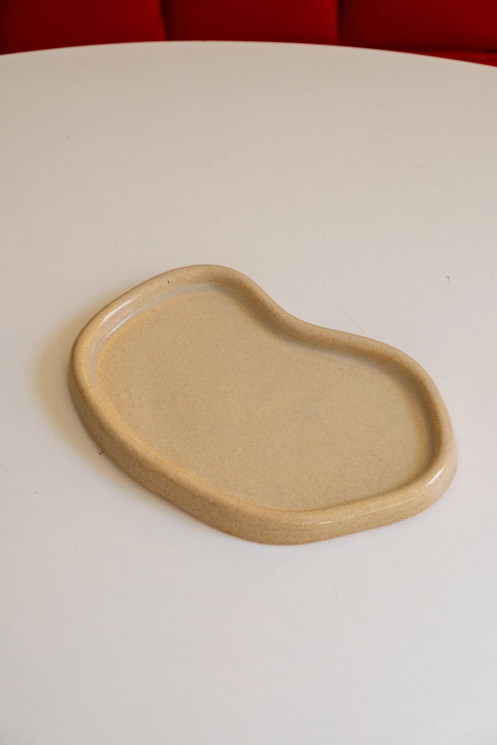 Squiggle Tray (Beige) 2