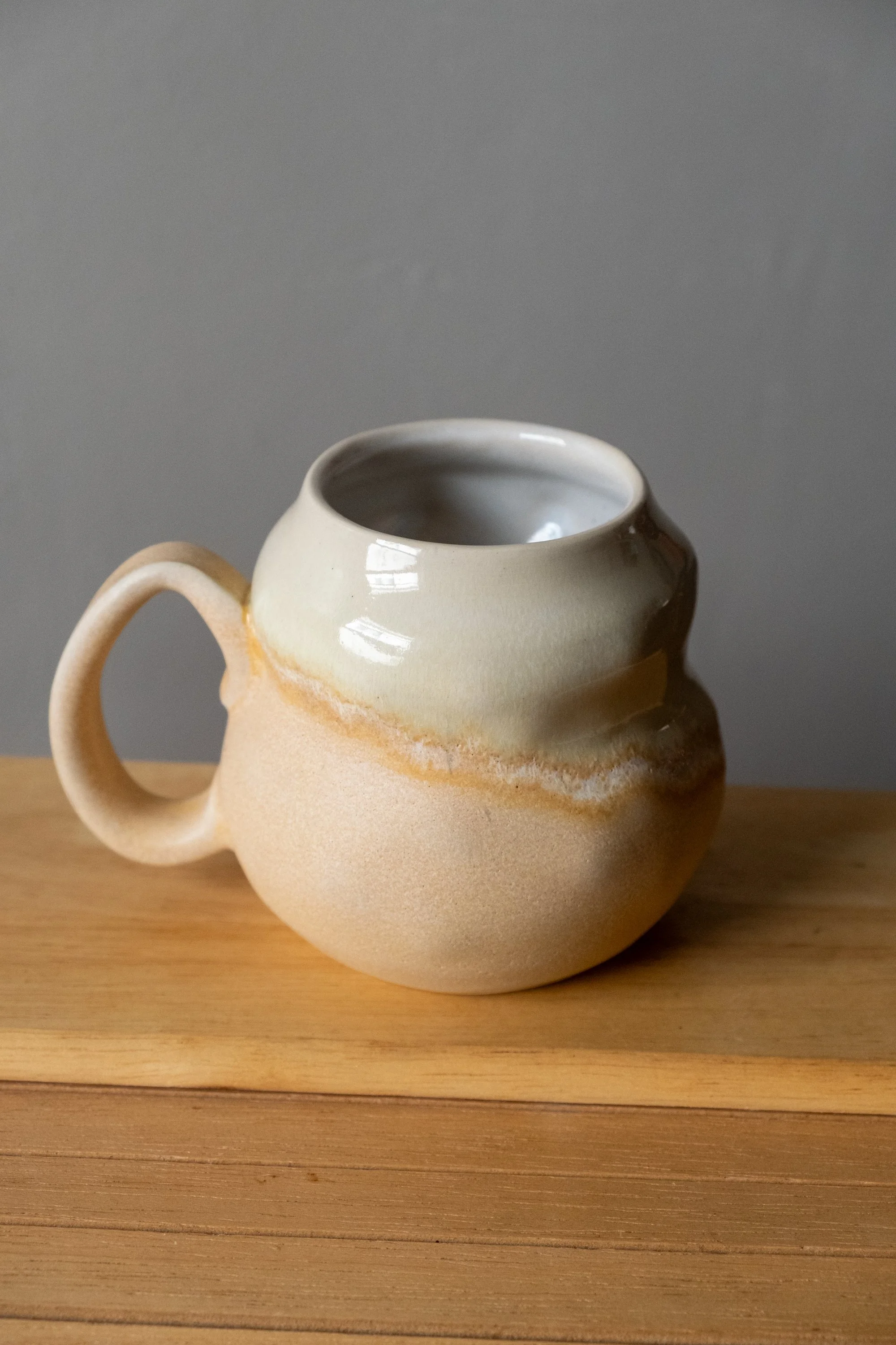 Warm Oatmeal 16 oz Gourd Mug