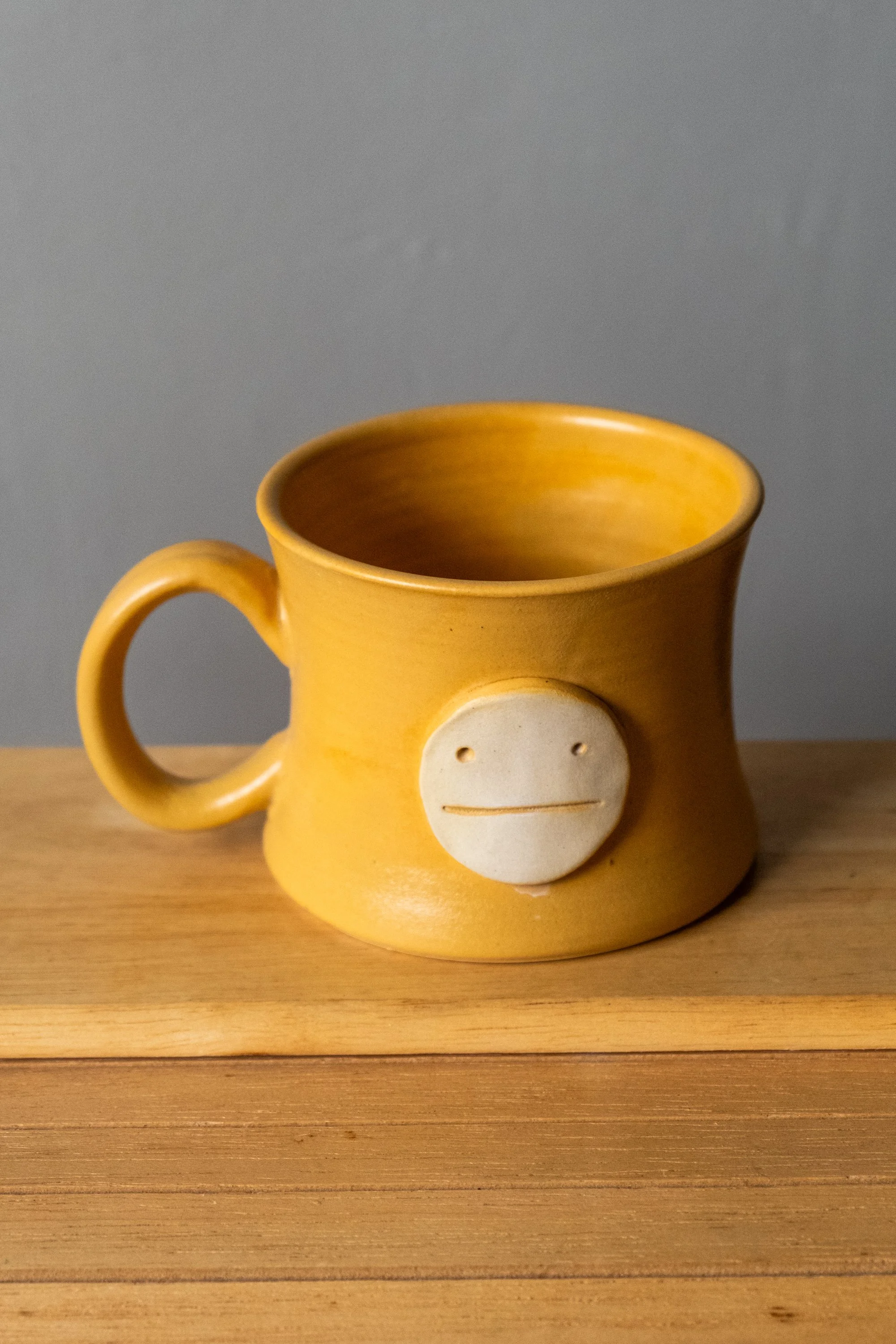 Yellow 16 oz Diner Face Mug
