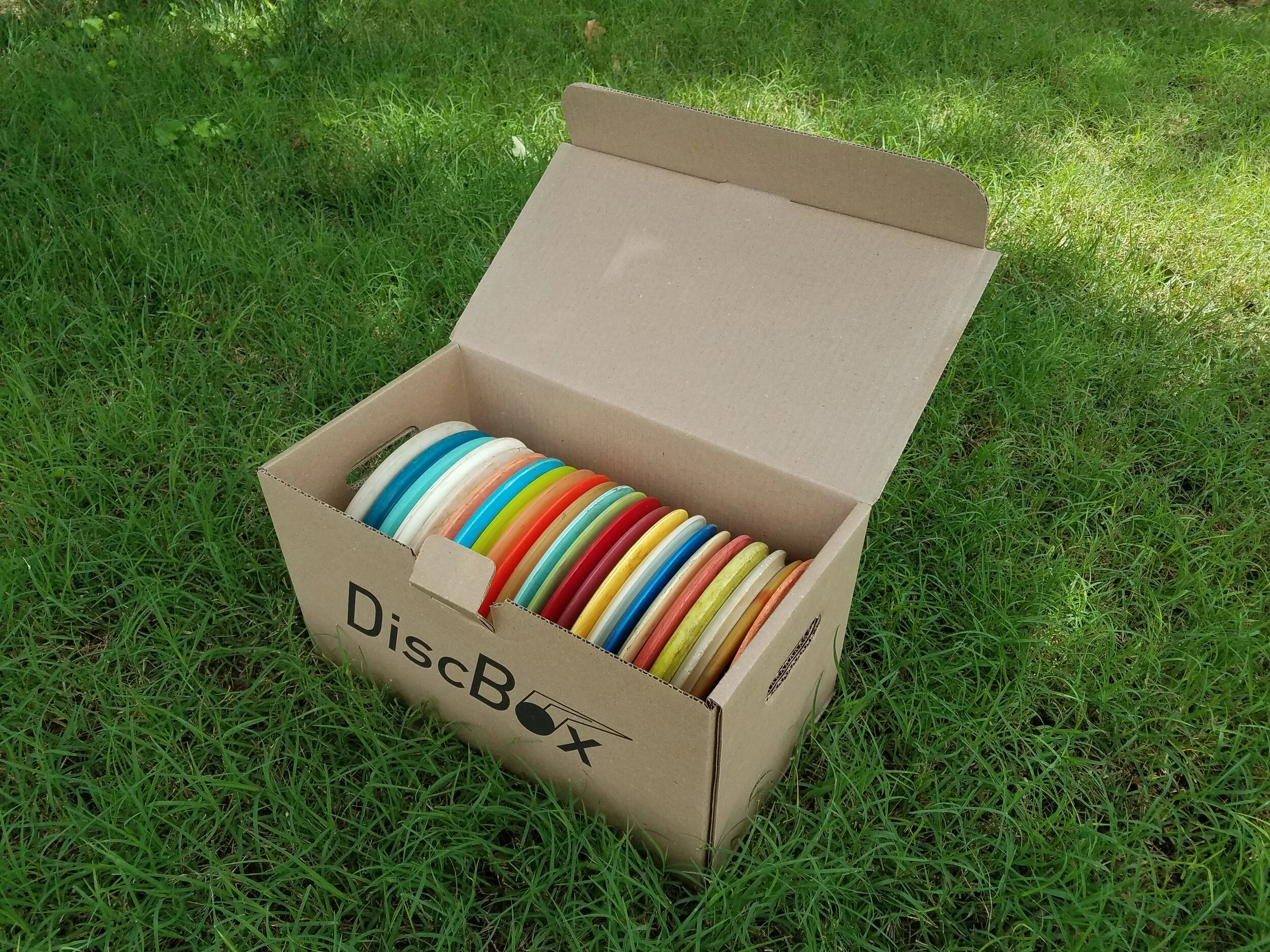 DiscBoxDisc golf storage box