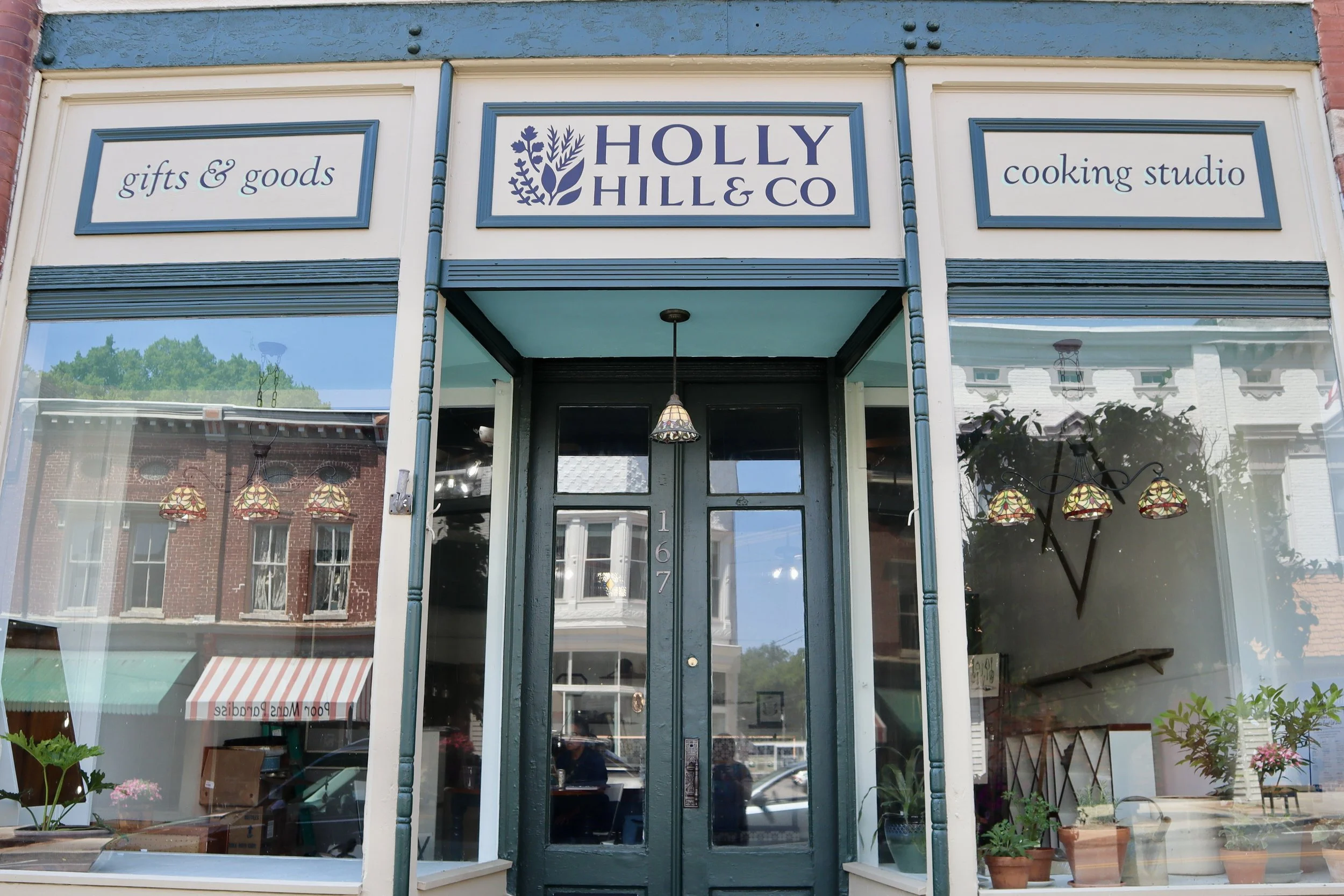 Holly Hill Cooking Studio Expanded Shopping Hours 