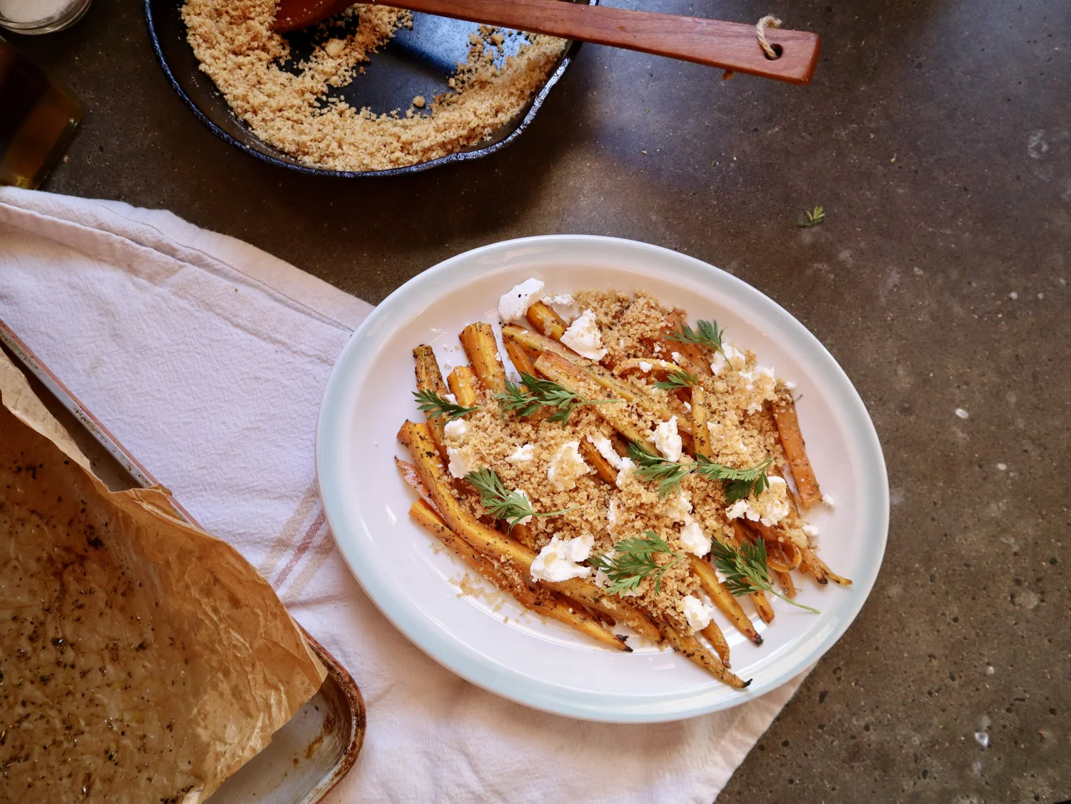 Bluegrass Herbed Roasted Carrots — Holly Hill