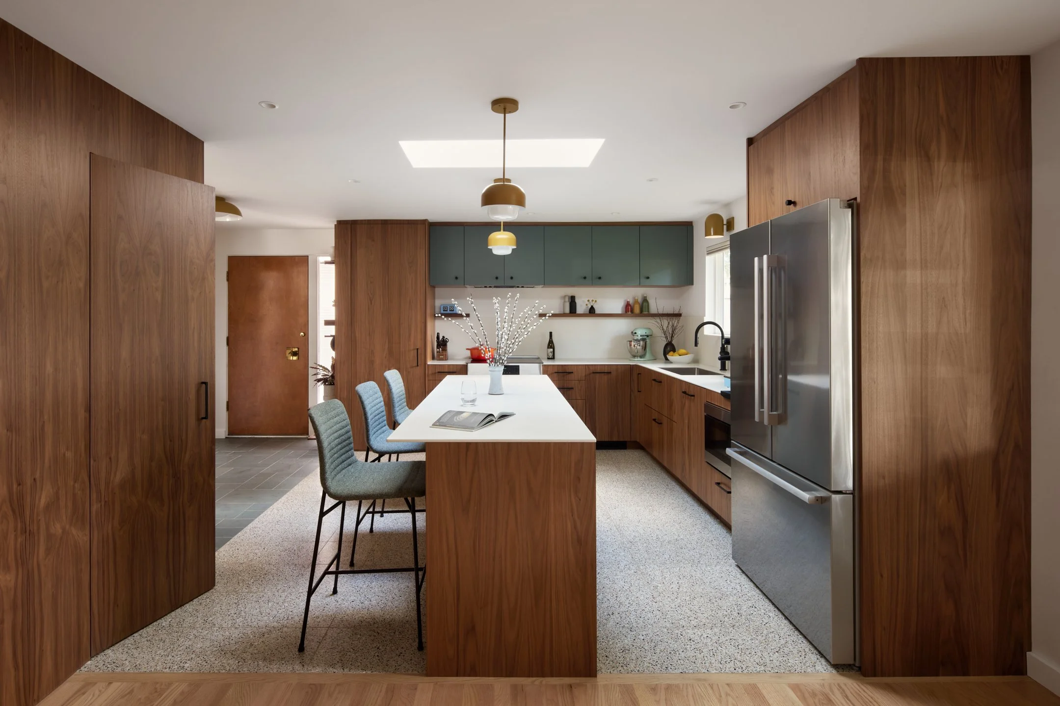 (c) Ross Eckert-Broadview Residence-16.jpg