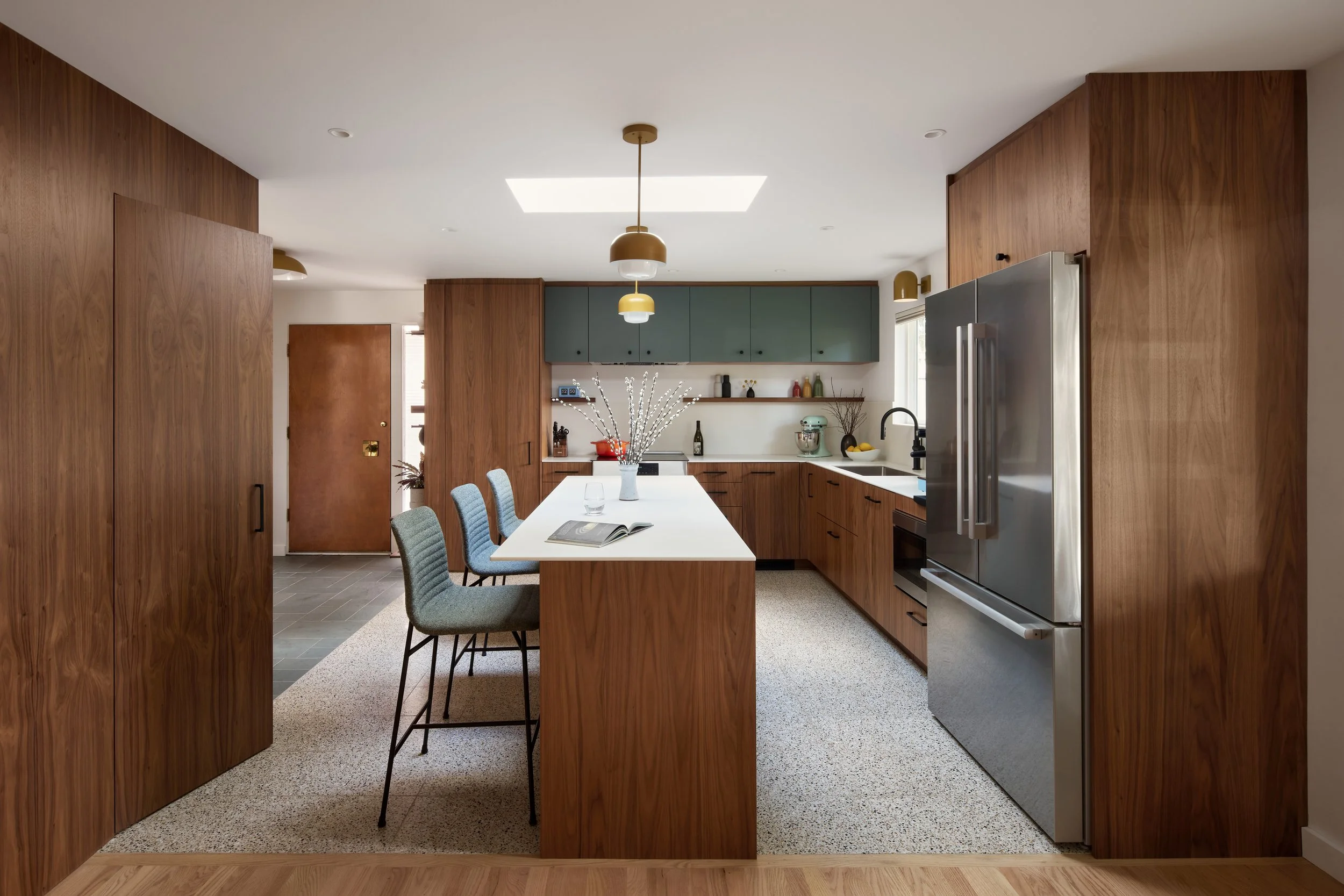 (c) Ross Eckert-Broadview Residence-16.jpg
