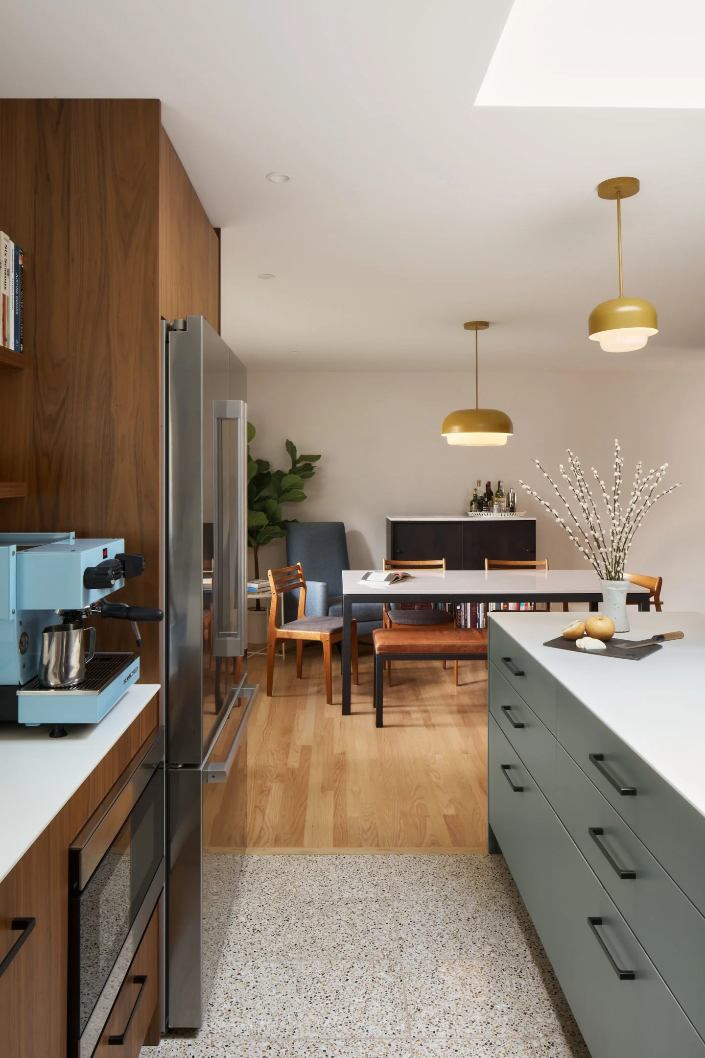 (c) Ross Eckert-Broadview Residence-11.jpg