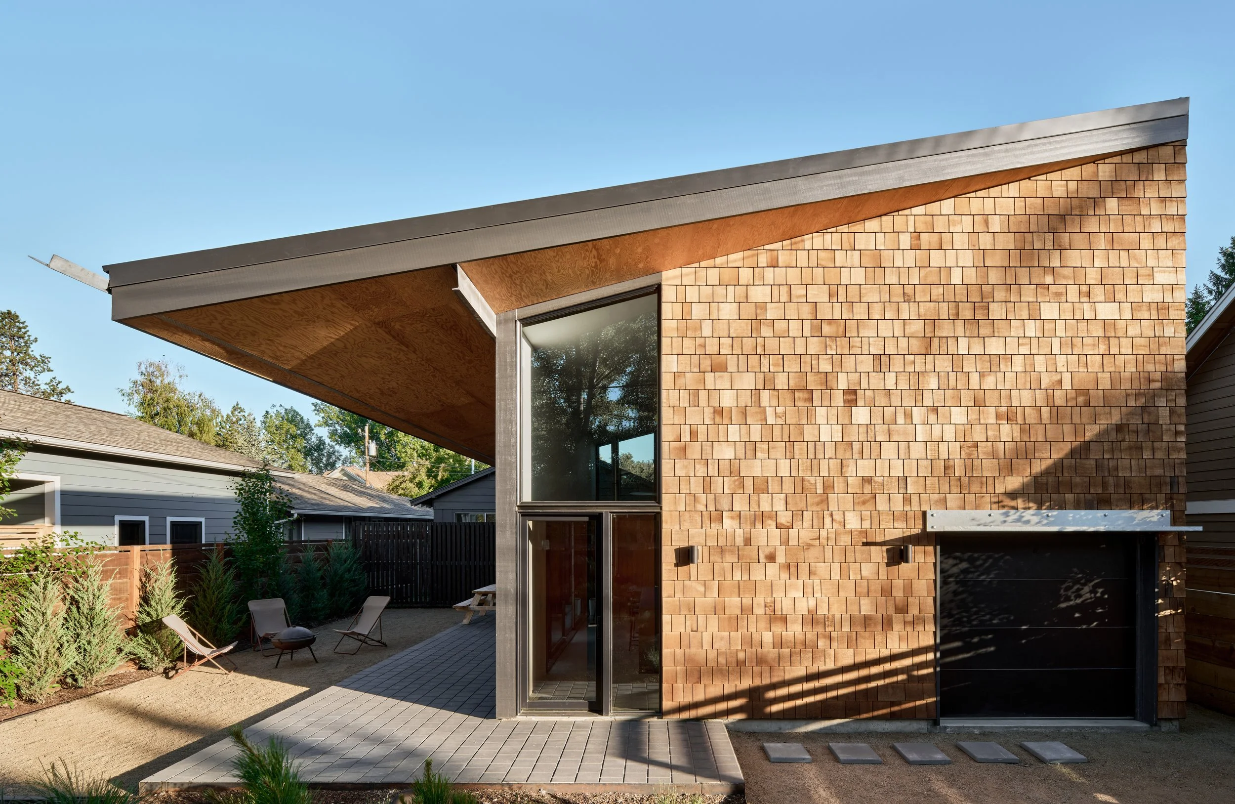 (c) Ross Eckert-Bend Shed-001.jpg