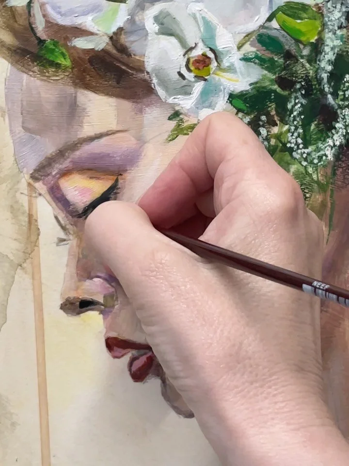 🌿Recent happenings and adventures! 

1. Putting on her mascara (I personally can&rsquo;t live without mine!) 

2. Stuck in the garden shed waiting for the rain to stop, it&rsquo;s a cold day but the shed is warm and the sound of the rain is 🙌✨ 
3. 