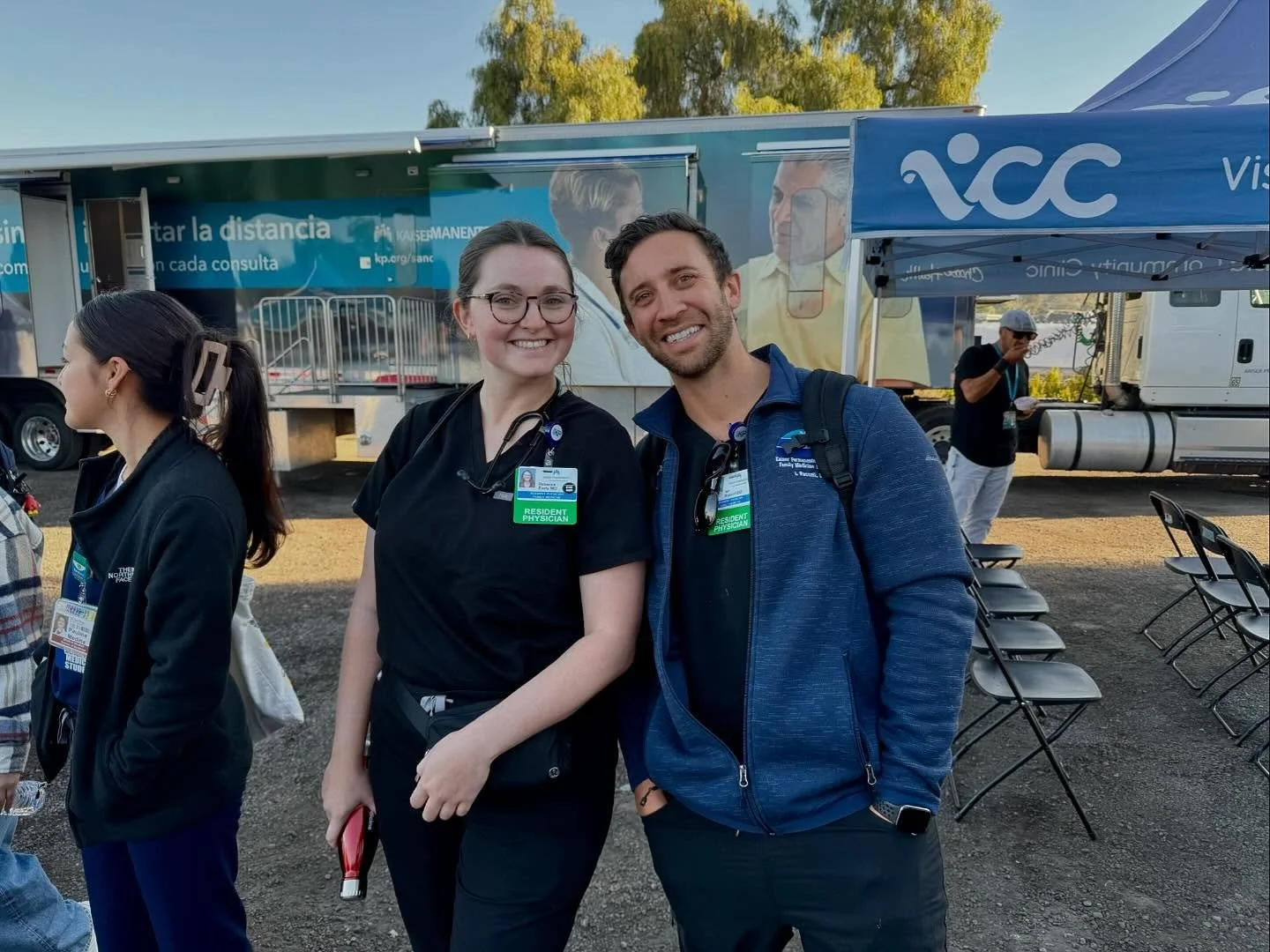 Last weekend, two of our interns, Becca and Ian, volunteered with Dr. Fuchs and Dr. Andrade at the Migrant Worker&rsquo;s Health Fair at the Vista tomato fields!! They spent the morning screening patients for chronic health conditions and providing v