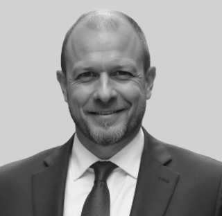 Colin Elcoate headshot