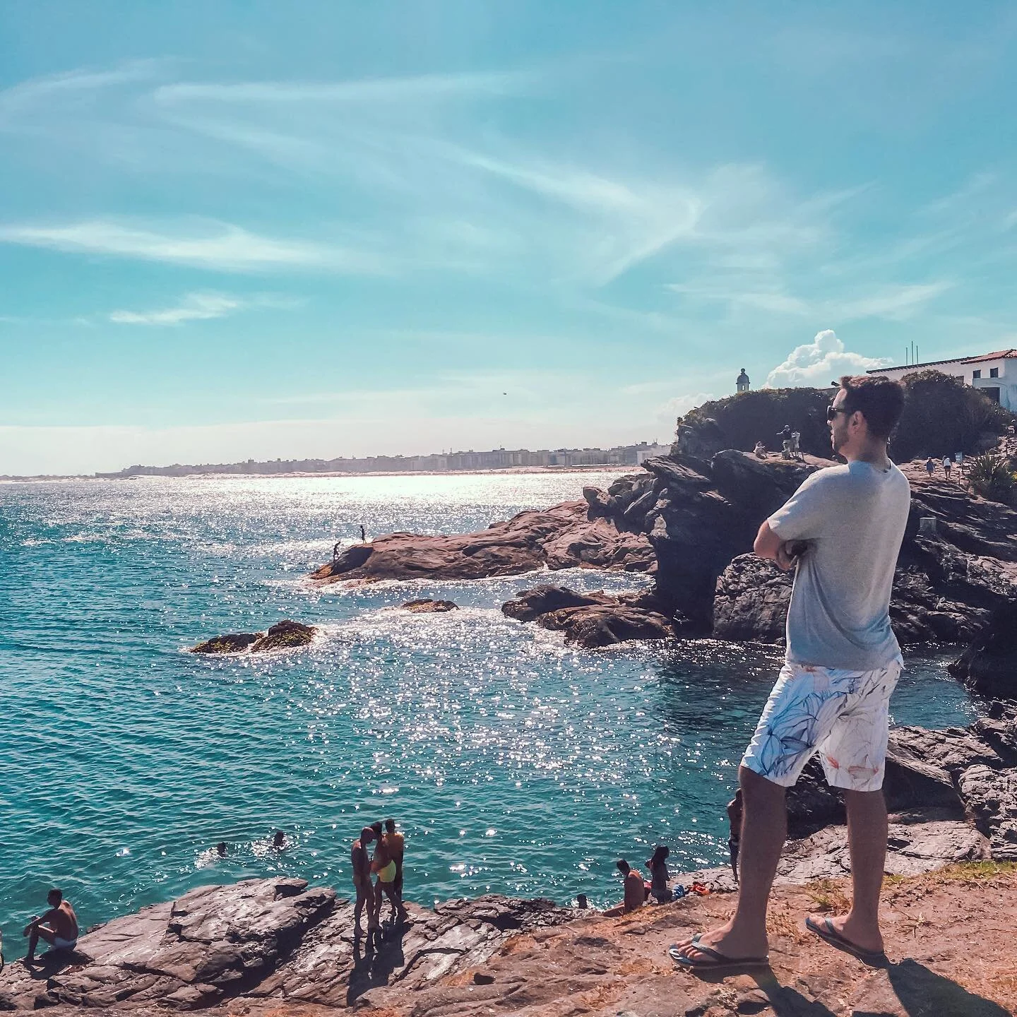 Sometimes all we need is a change of perspective to appreciate the beauty around us. Standing on top of this rock in Cabo Frio - Rio de Janeiro, offers a breathtaking view of the sea. 
🇧🇷❤️☀️
#oceanview #sealover #CaboFrio #riodejaneiro #brazilbeac
