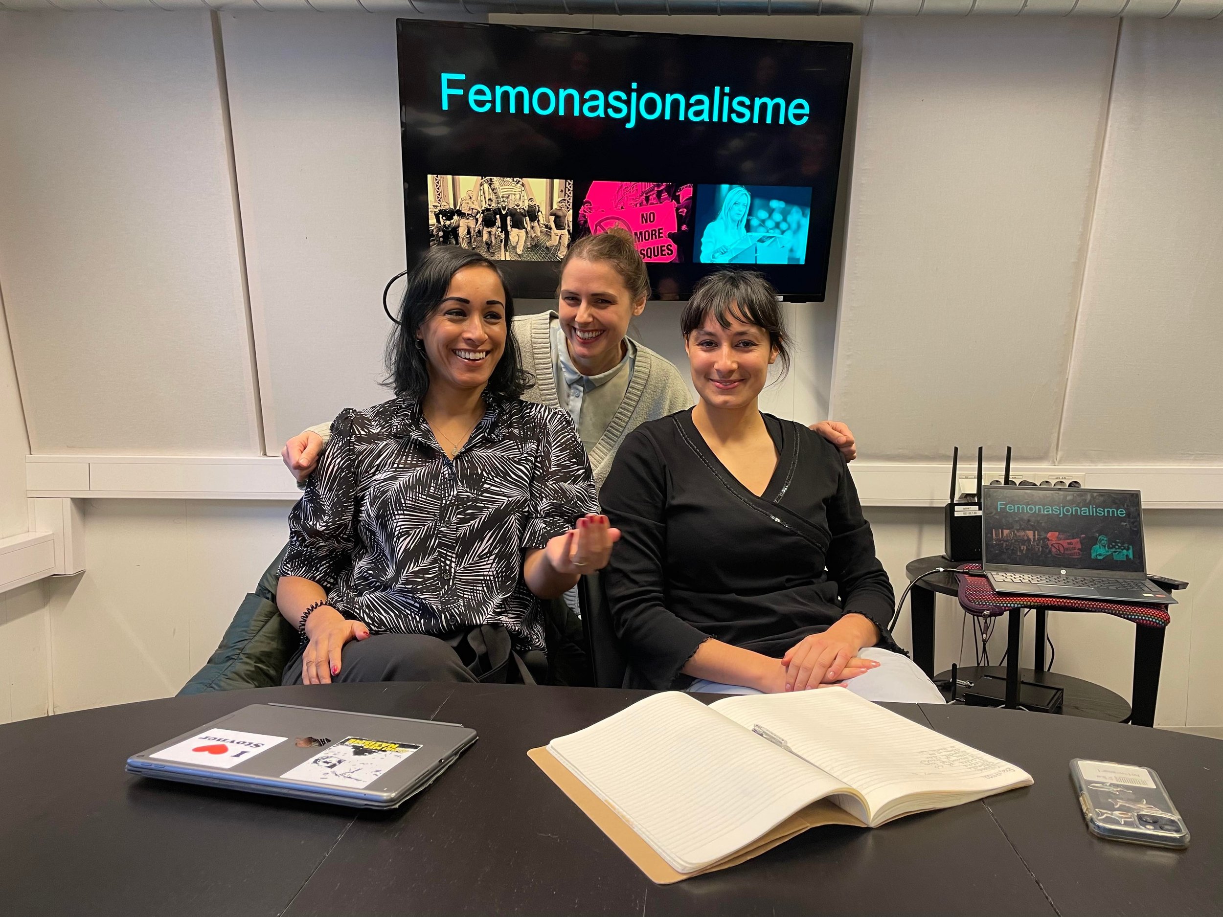 Panelet om ytre høyre med Sofia Rana, Cathrine Linn Kristiansen og Sarah Safavifard