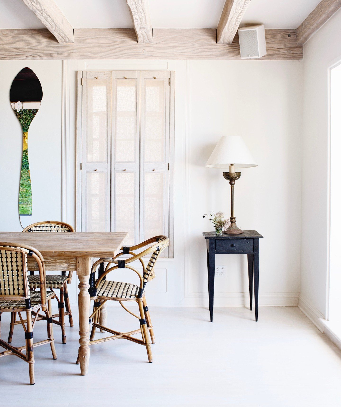 Getting Beach Houses ready for summer!⁠
#beachlife #interiordesign #homedecor #ocean #beachhome #carterdesign