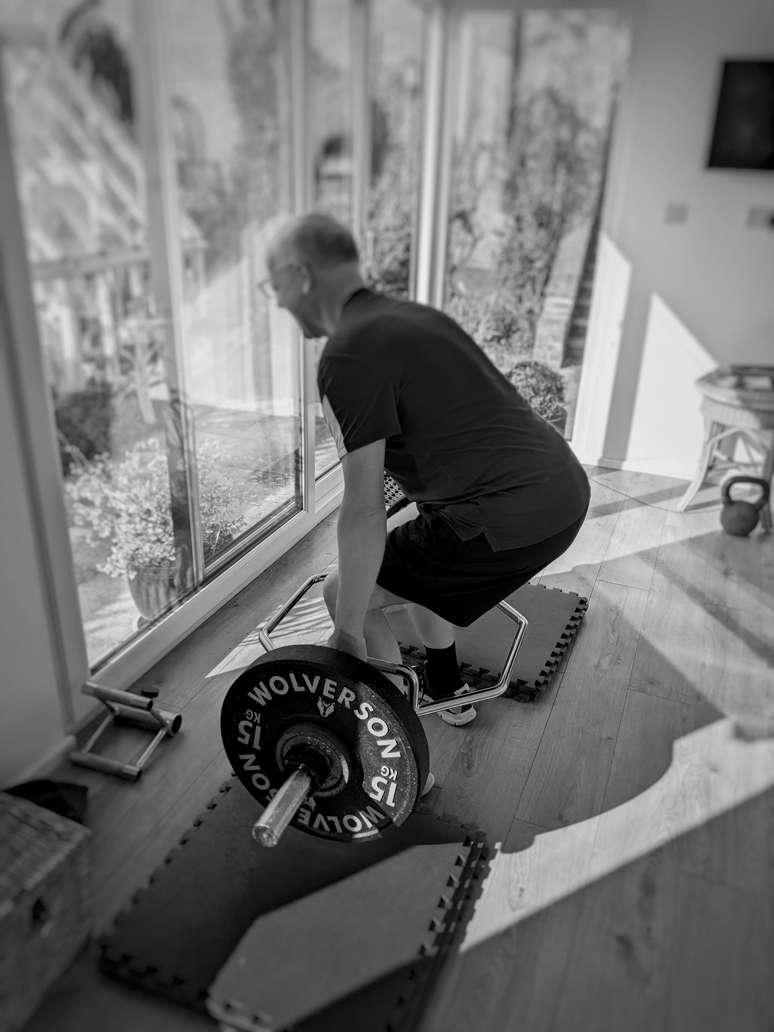 Bring the personal trainer to your home, where training can be more comfortable.