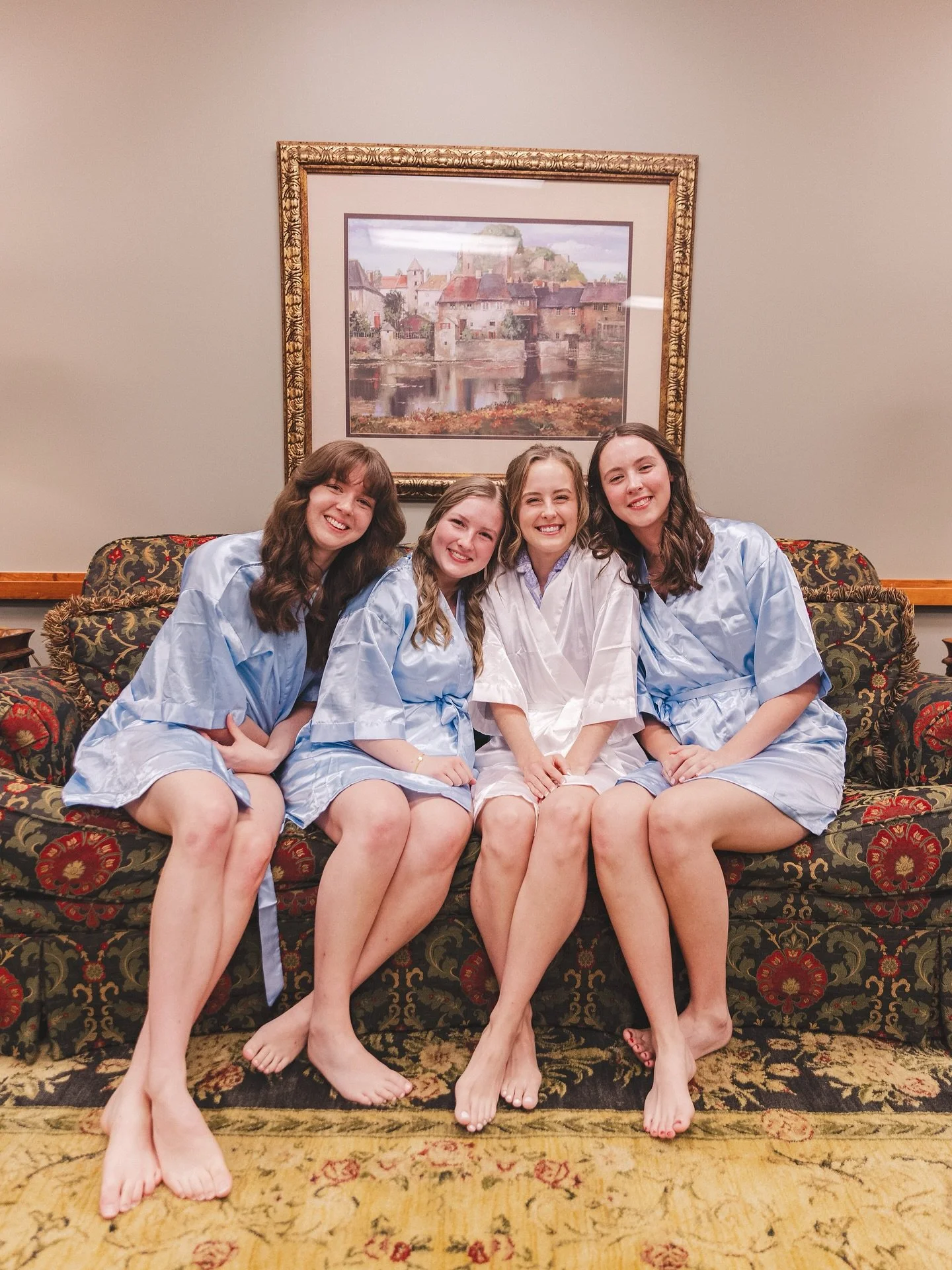 Capturing the special moments with you and your Bridesmaids like getting ready photos and maybe a bridesmaid first look is always so special! Would you do a bridesmaid first look?