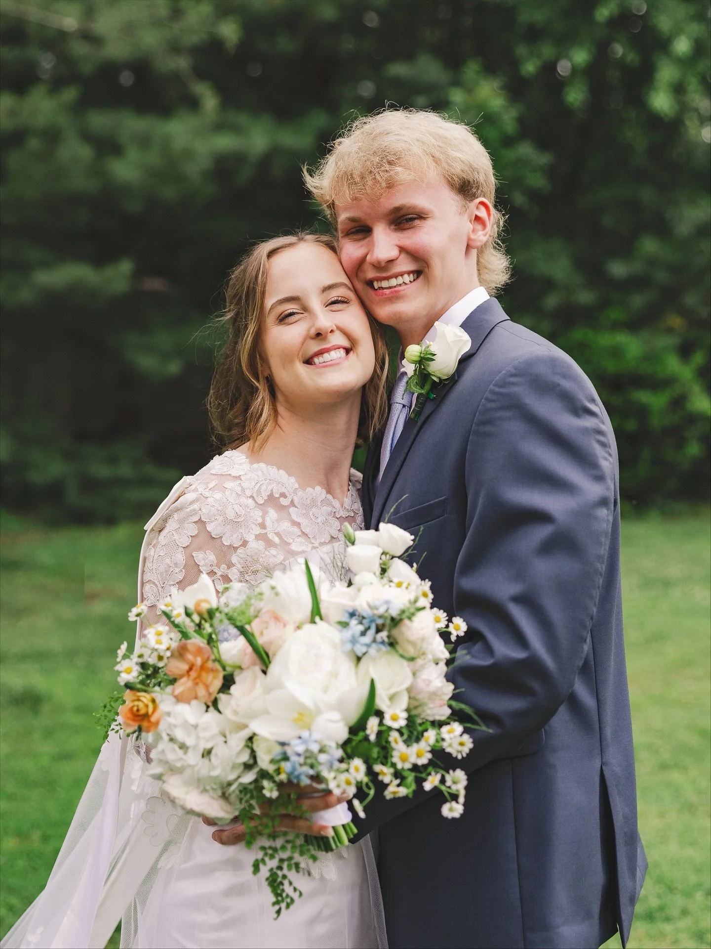 Every frame, a balance of art direction and authenticity.

Nashville Wedding Photography | Franklin Tennessee