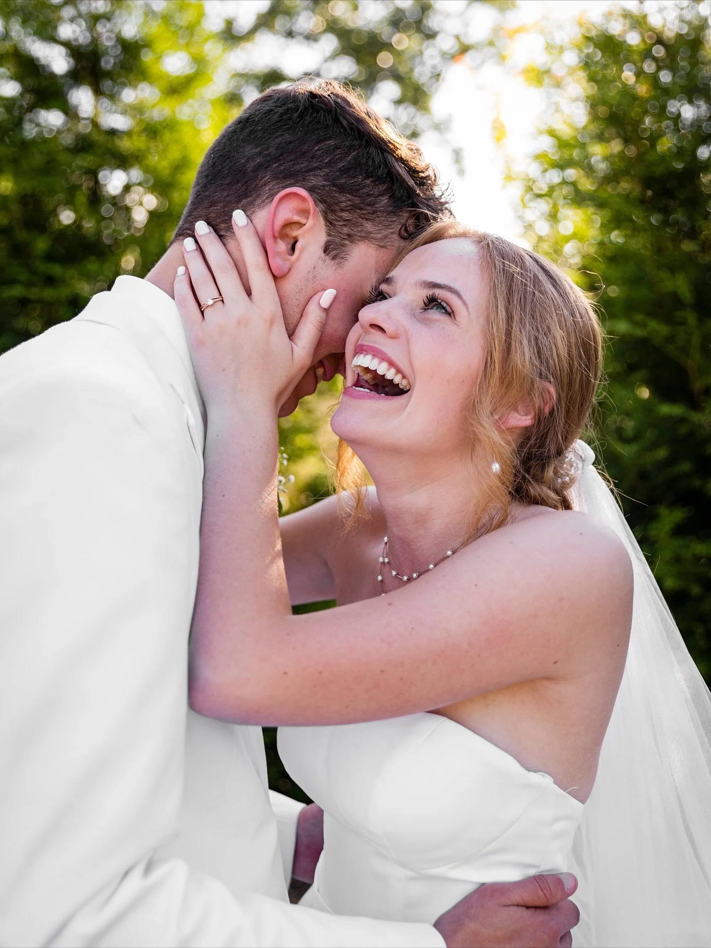 A moment of pure joy, framed in fine art.

Nashville Wedding Photography | Franklin Tennessee
