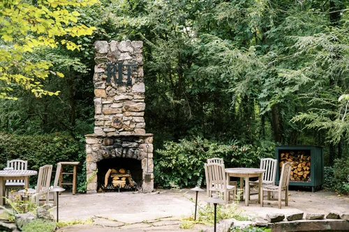 The Property and Virtual Tour — RT LODGE