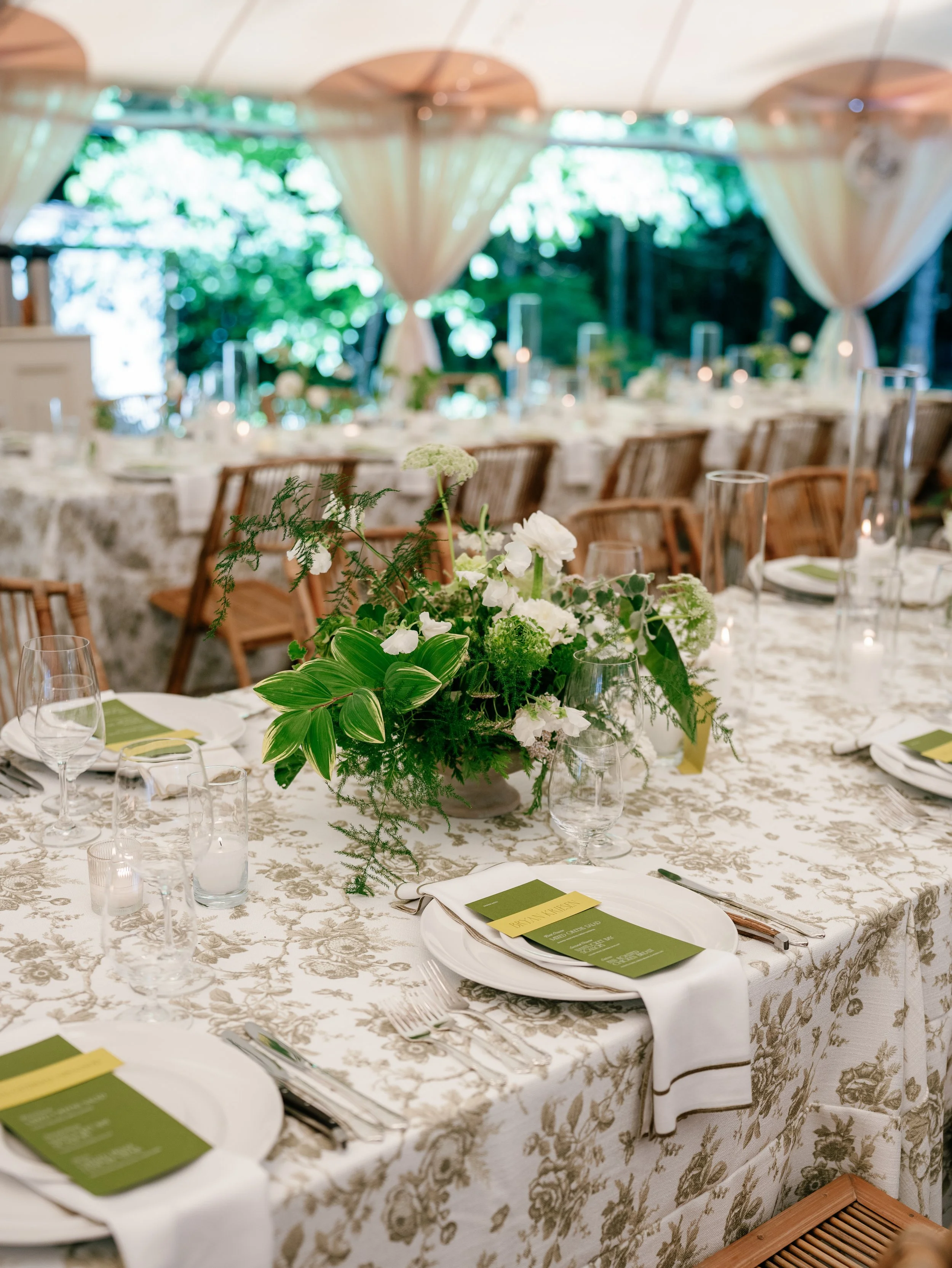 A Wedding For Every Season at RT Lodge