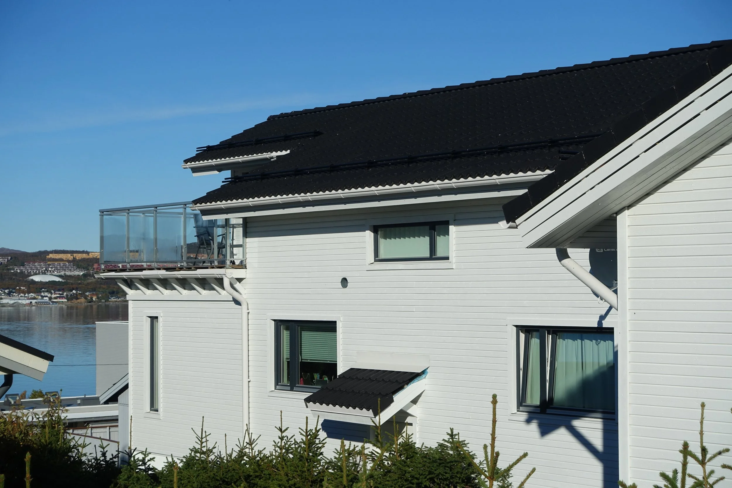  Elamu Rino Tromsos,  projekteerimine  interjöör,  ehituspeatöövõtt võtmed kätte.