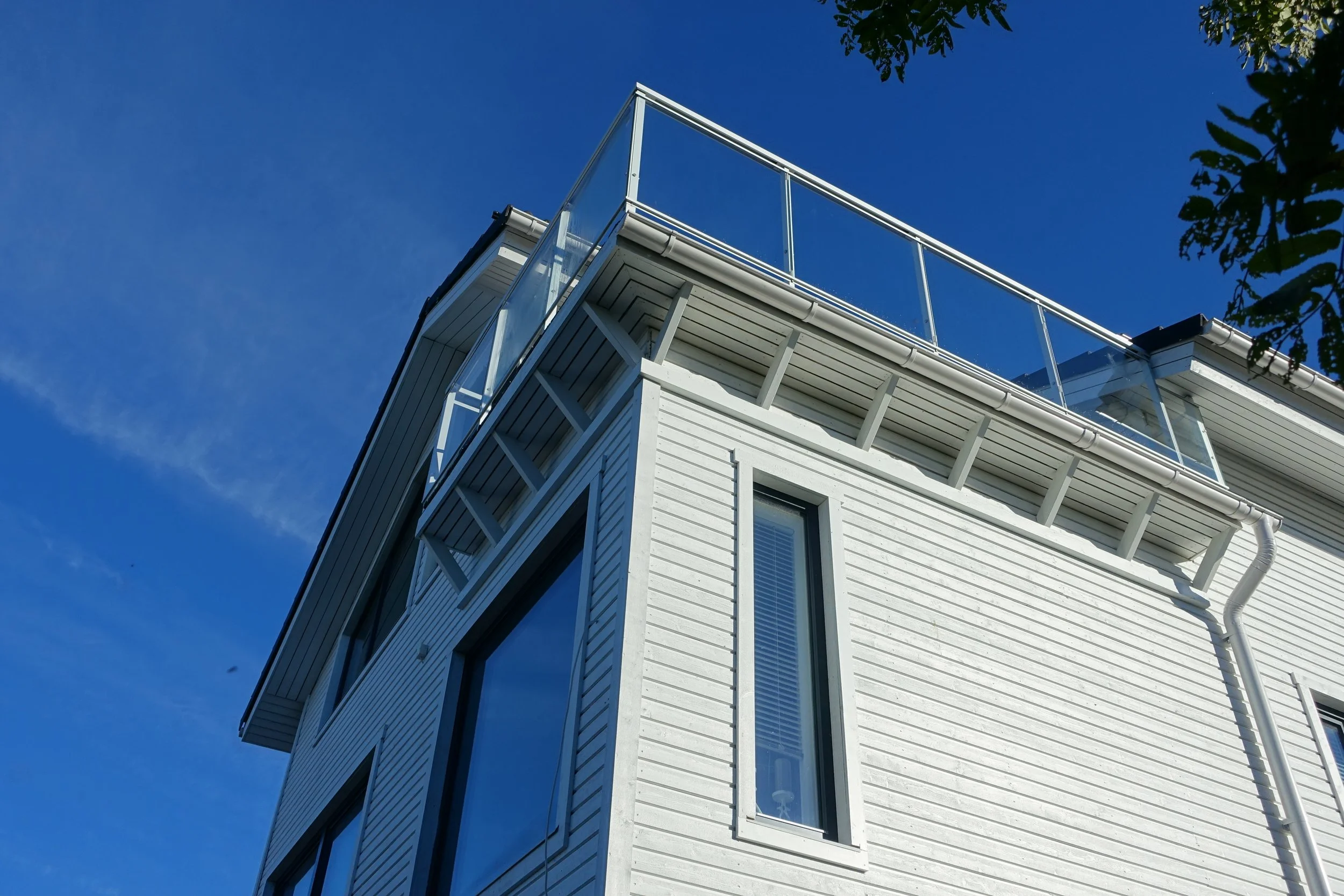  Elamu Rino Tromsos,  projekteerimine  interjöör,  ehituspeatöövõtt võtmed kätte.