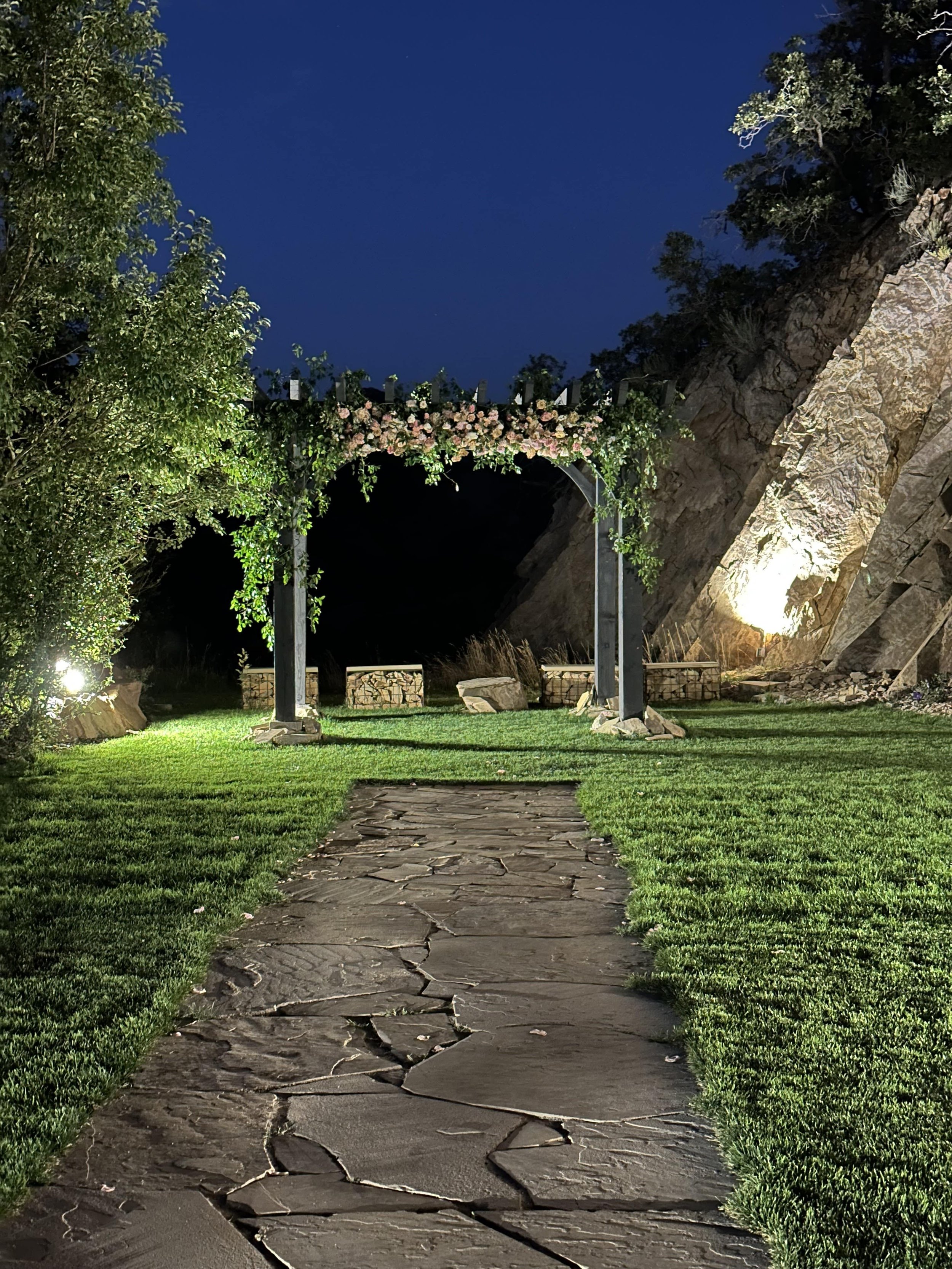 Louland Falls Wedding Pergola