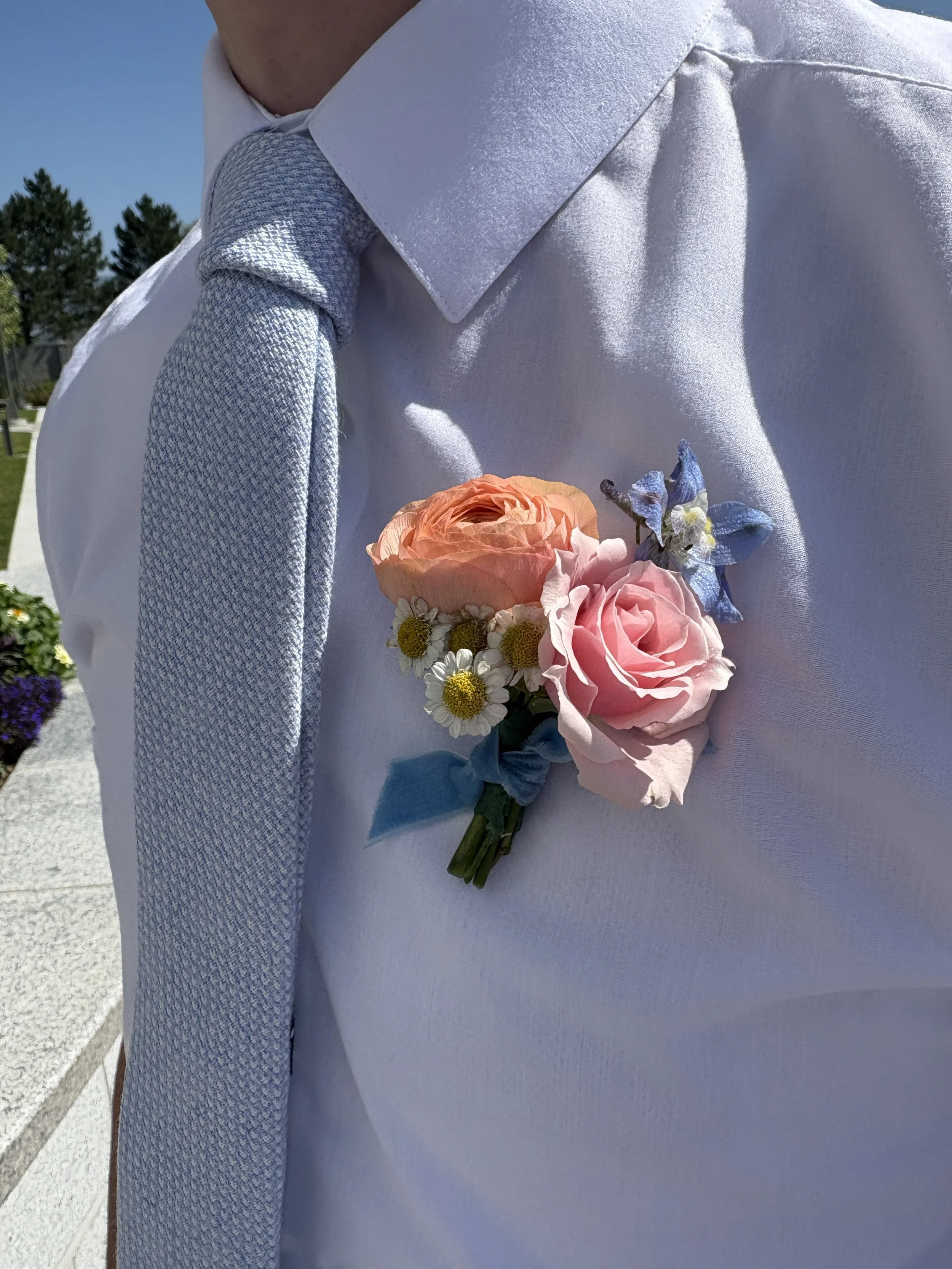 Groomsmen Boutonniere