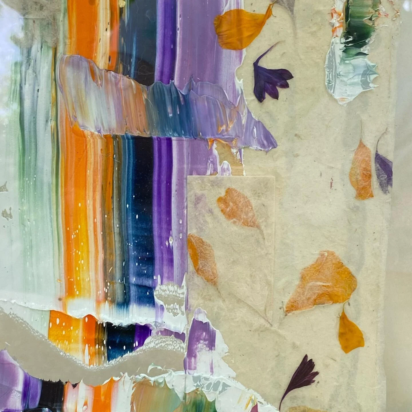 Dried flowers on its way in! 

#artdrop #paperart #driedflowers #driedflowerart #oilpaintart #mixedmediaart #mixedmedia #summertime #summerart #artdropday #artdrops #artwithpaper #driedflowerarrangement #driedflowers #papercrafts #hazy #gentle #nycar