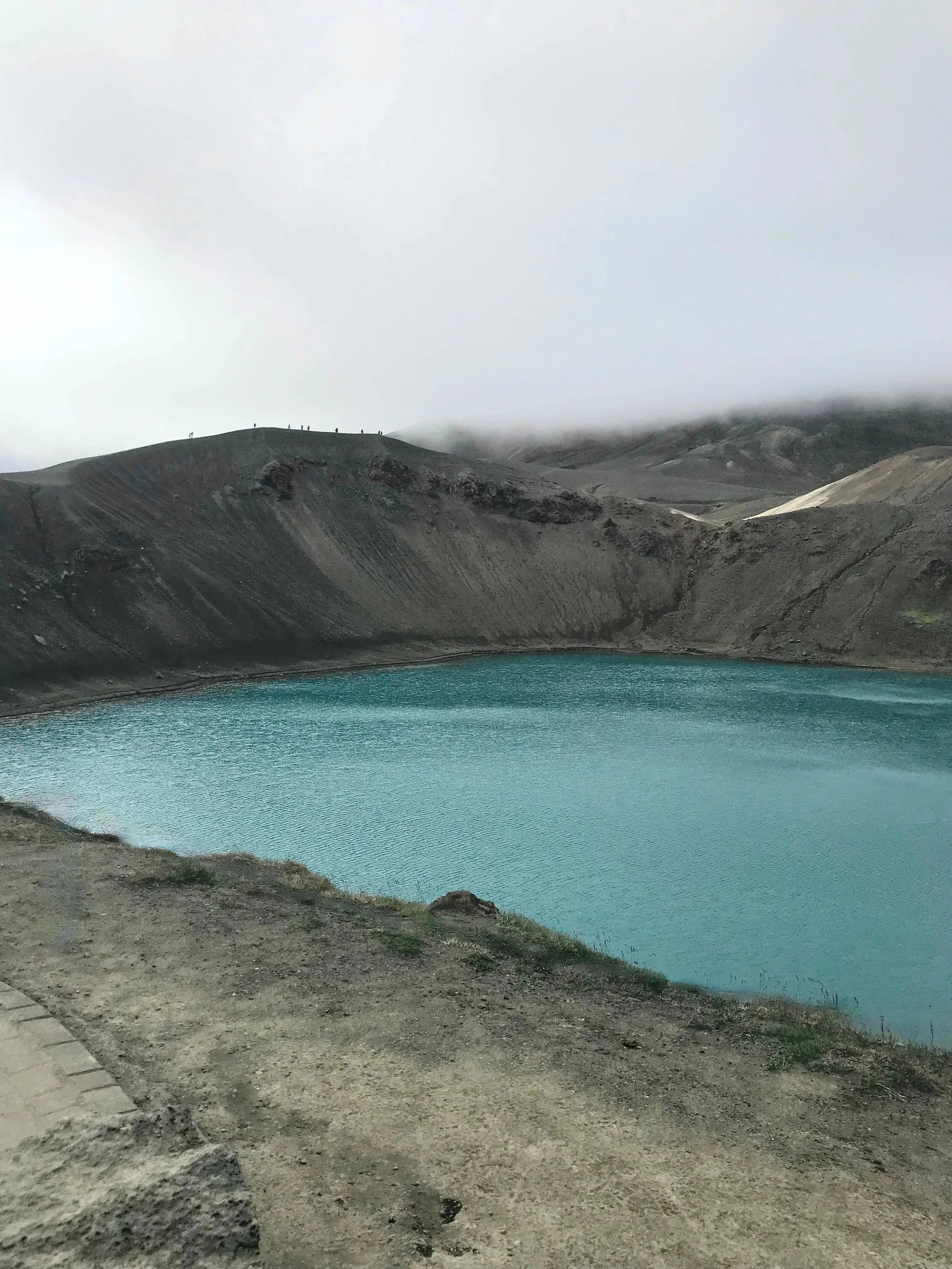 LGBTQ Spirituality Asian Non-Binary Therapist Psychologist Elsa Lau